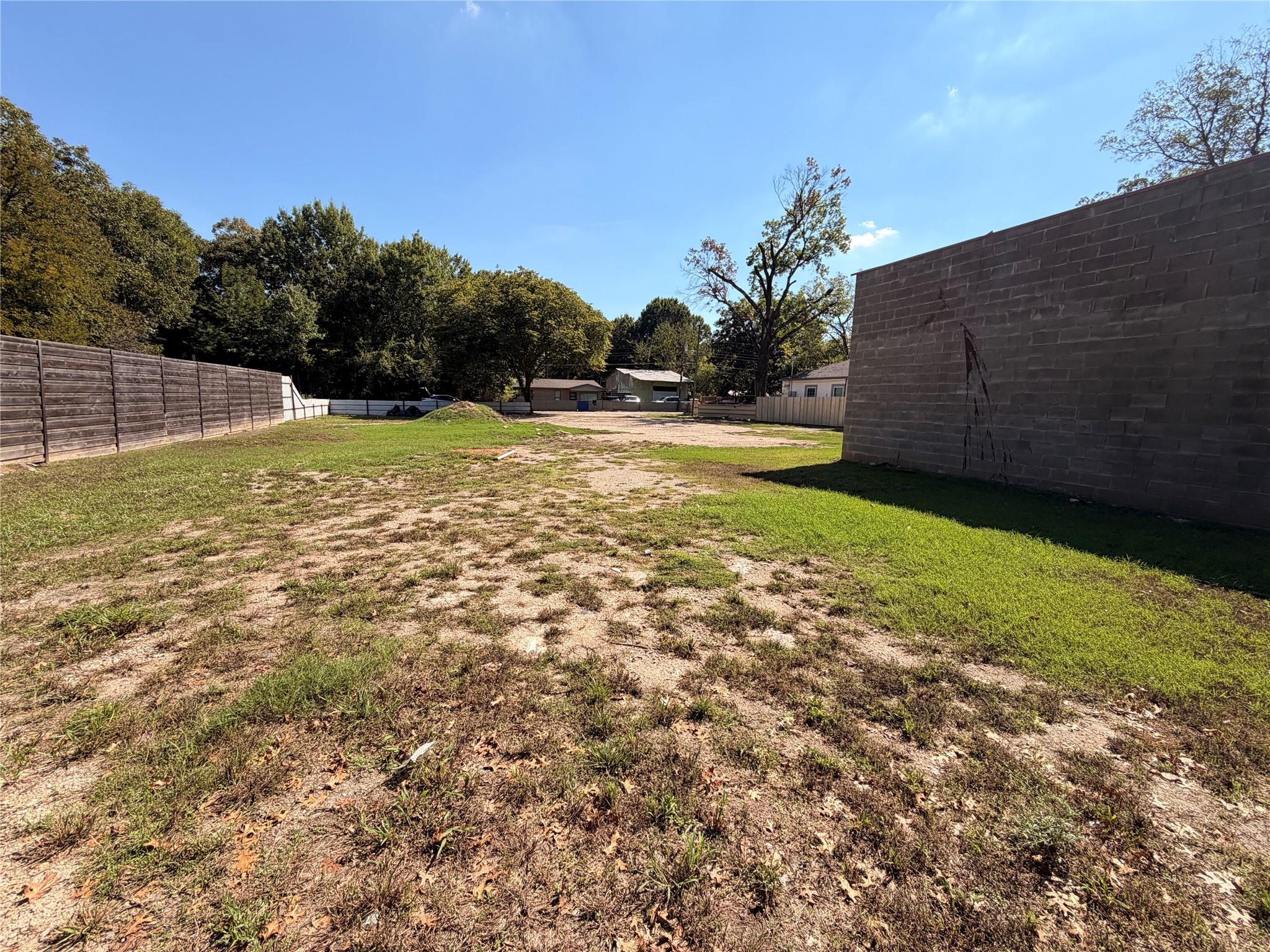 main property photo 11