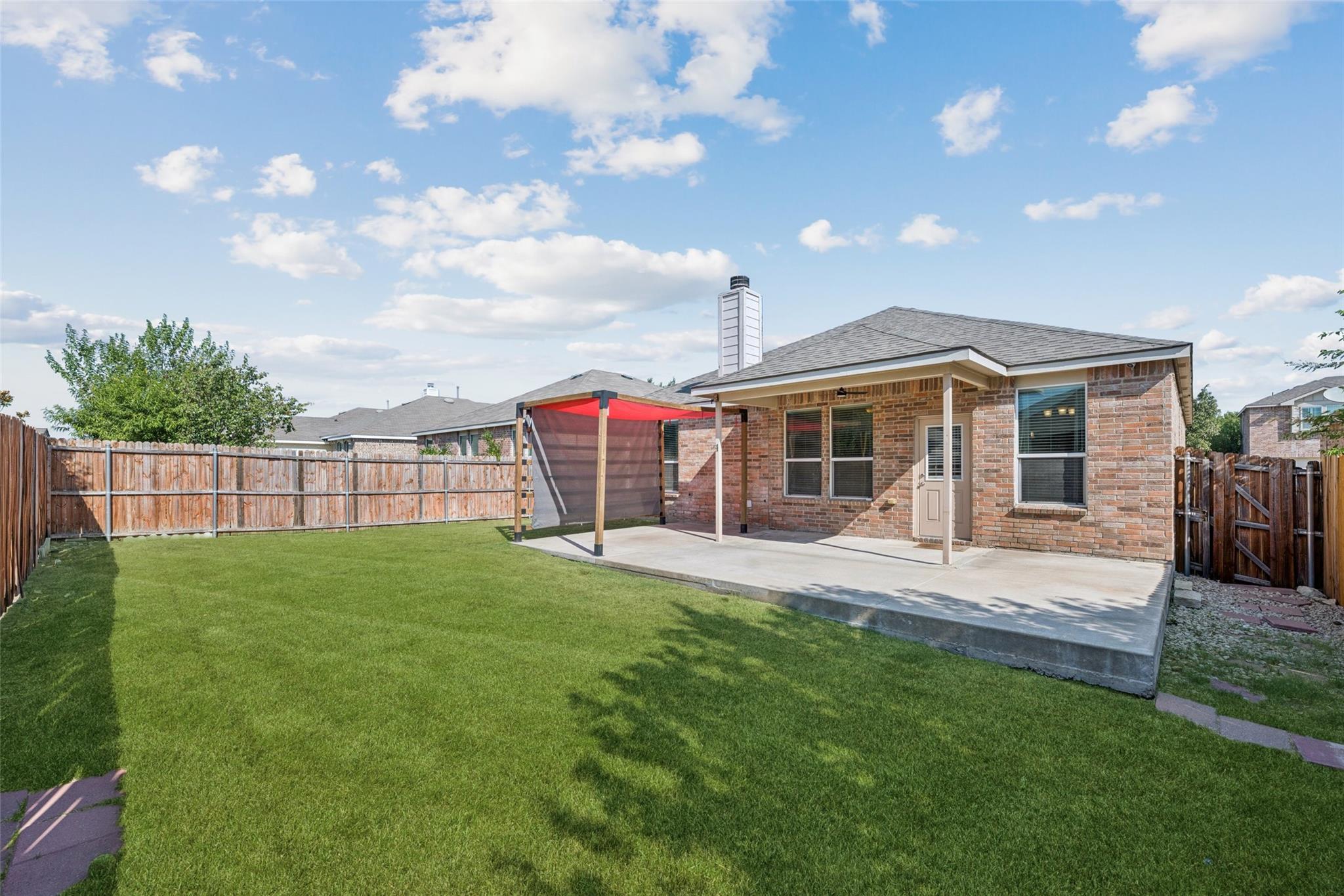 main property photo 27