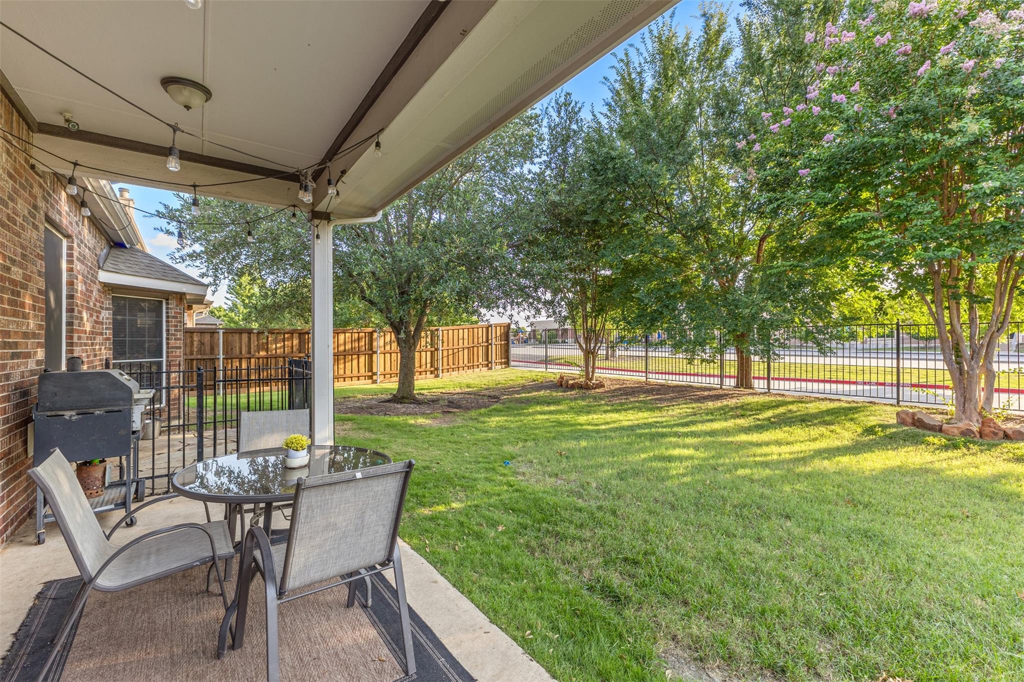 main property photo 29