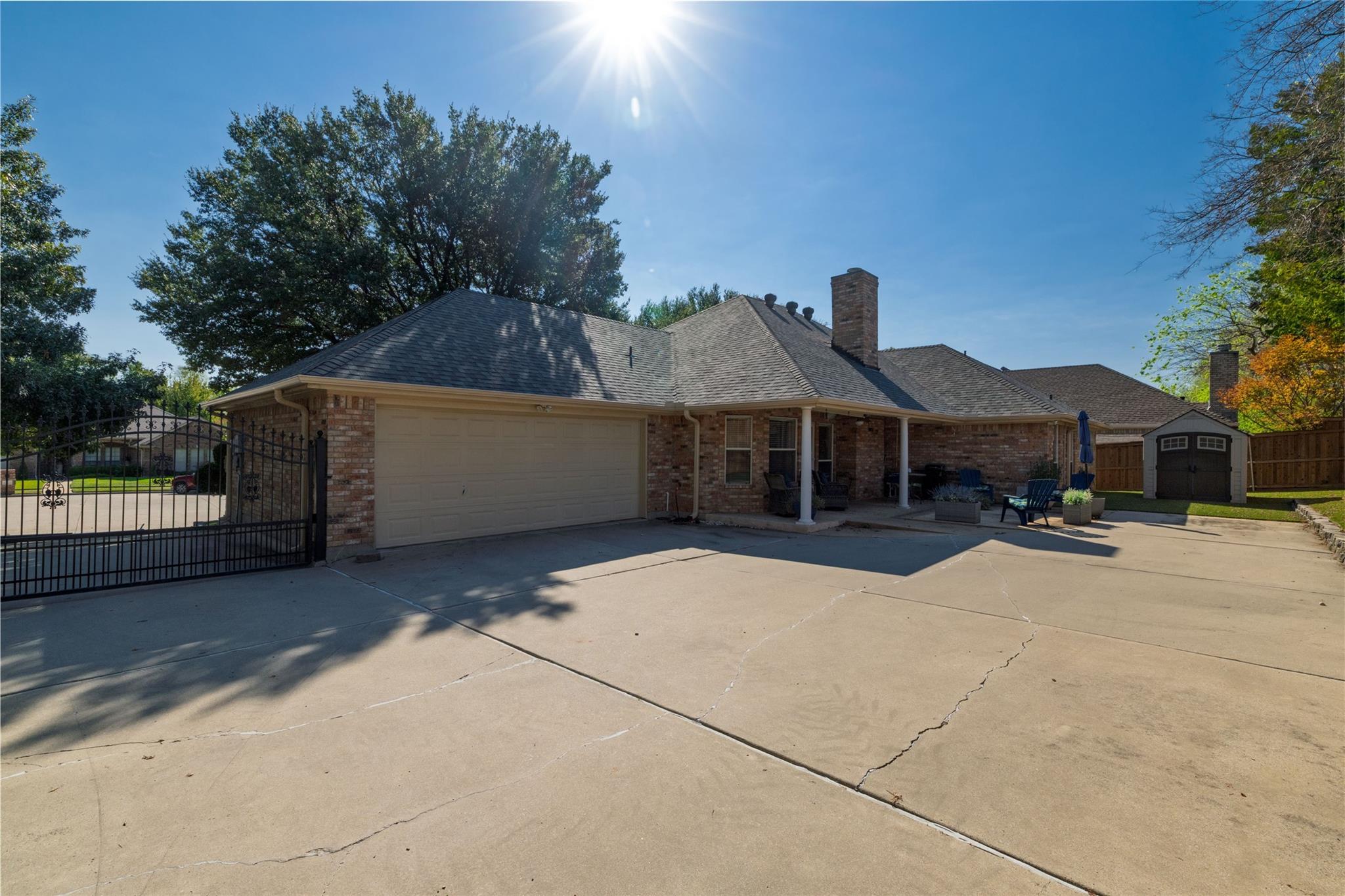 main property photo 37