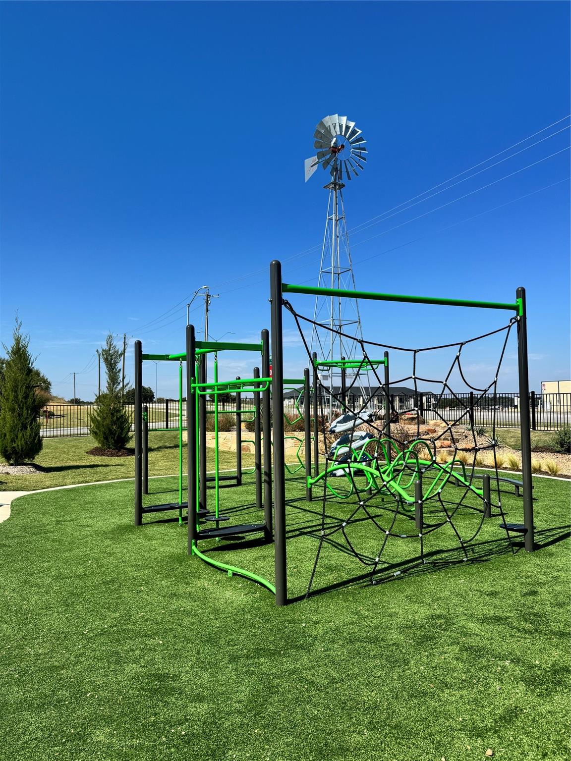 main property photo 30