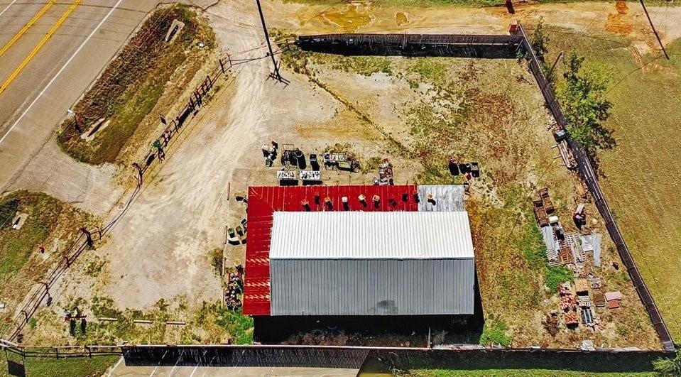 main property photo 7