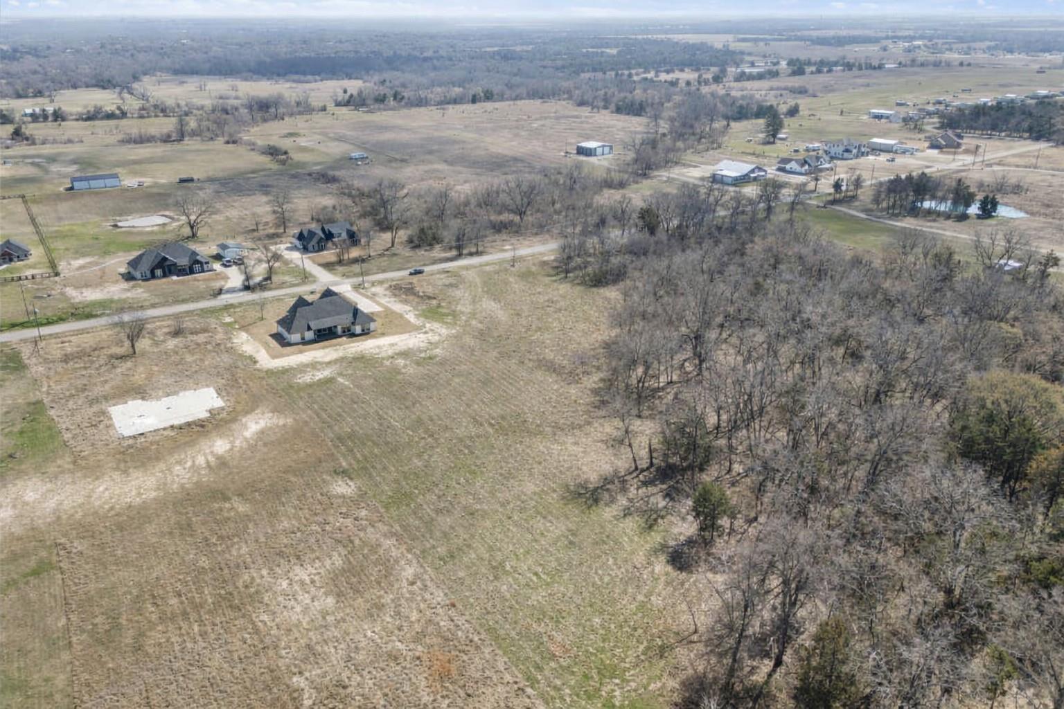 main property photo 35
