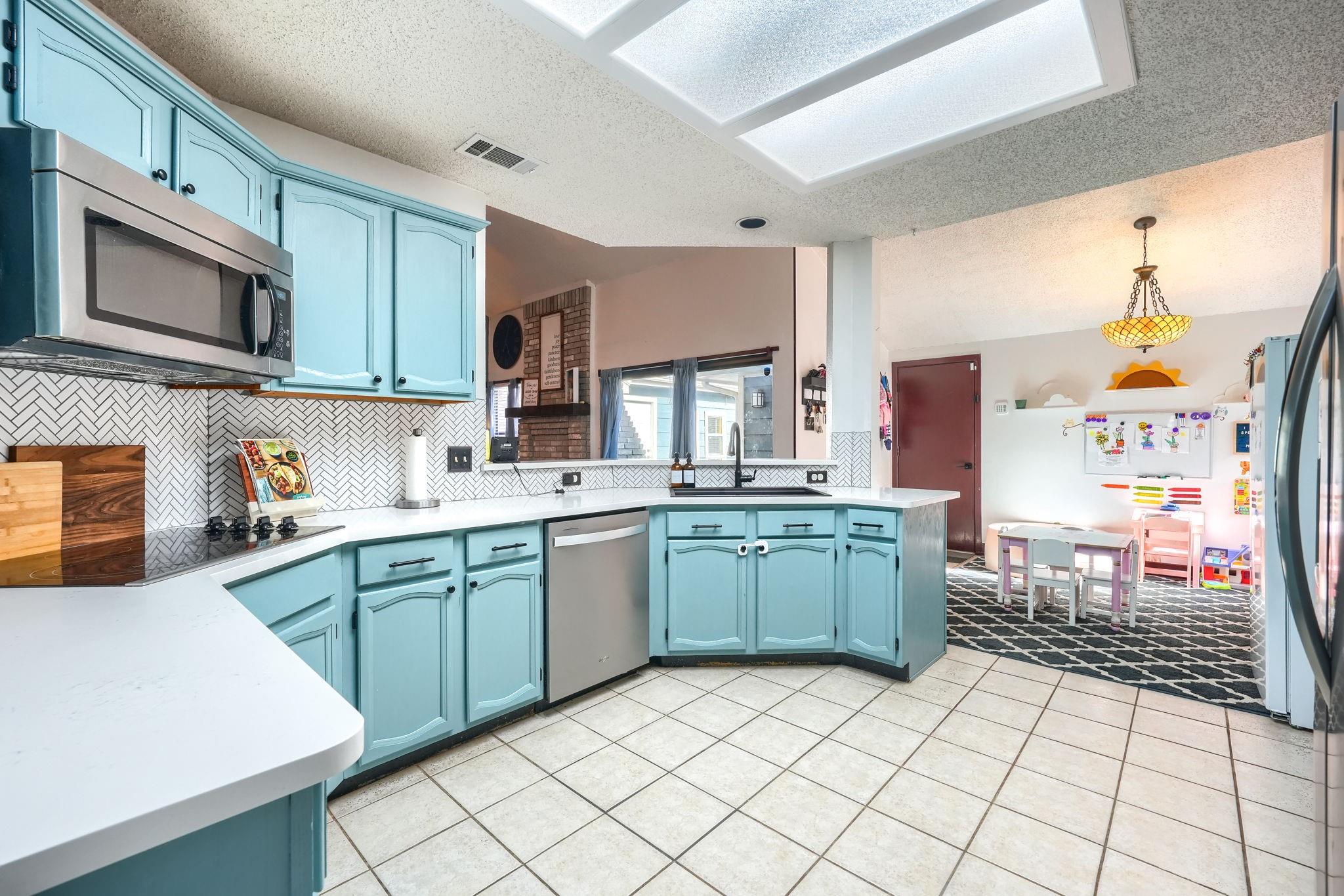 main property photo 8
