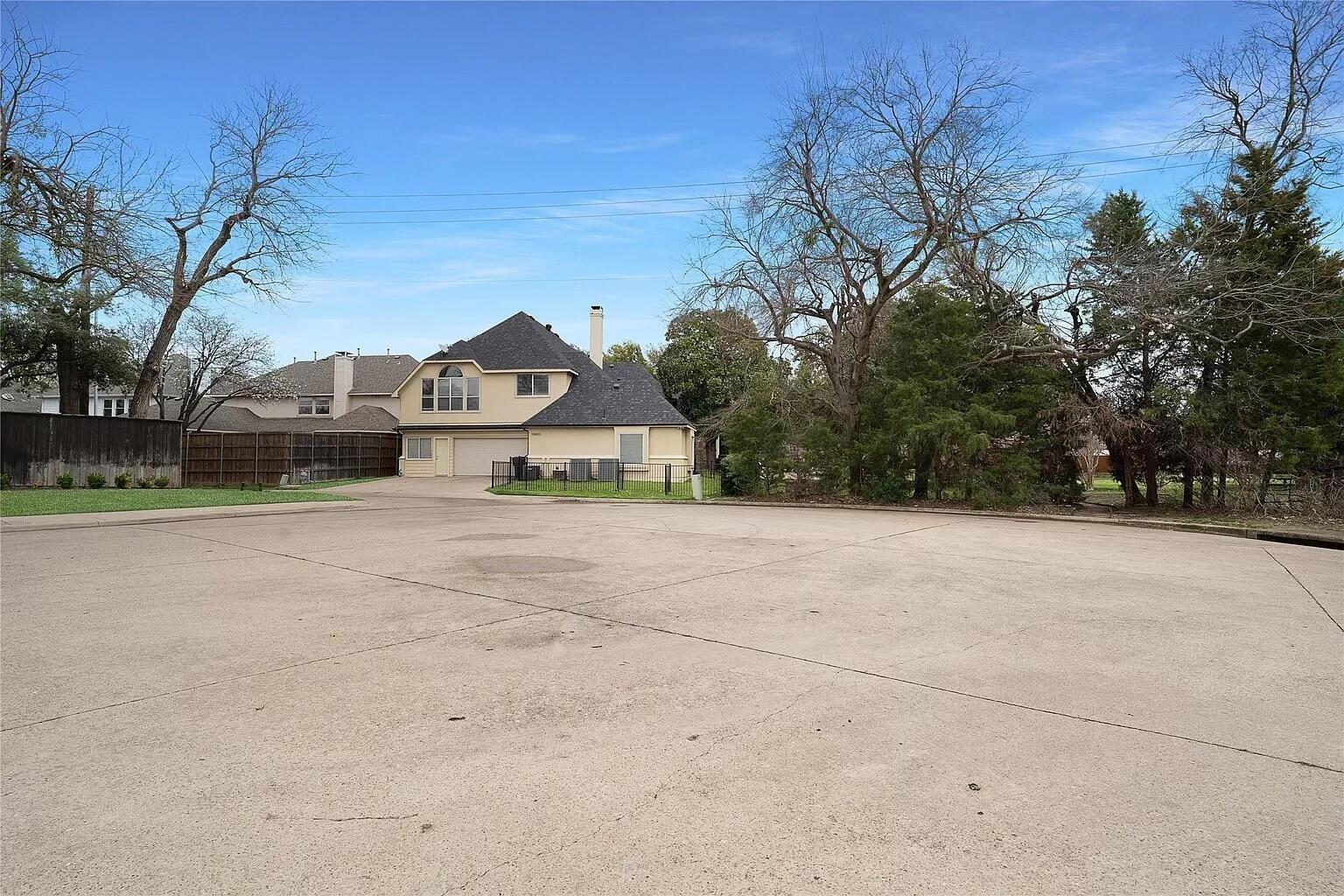 main property photo 27