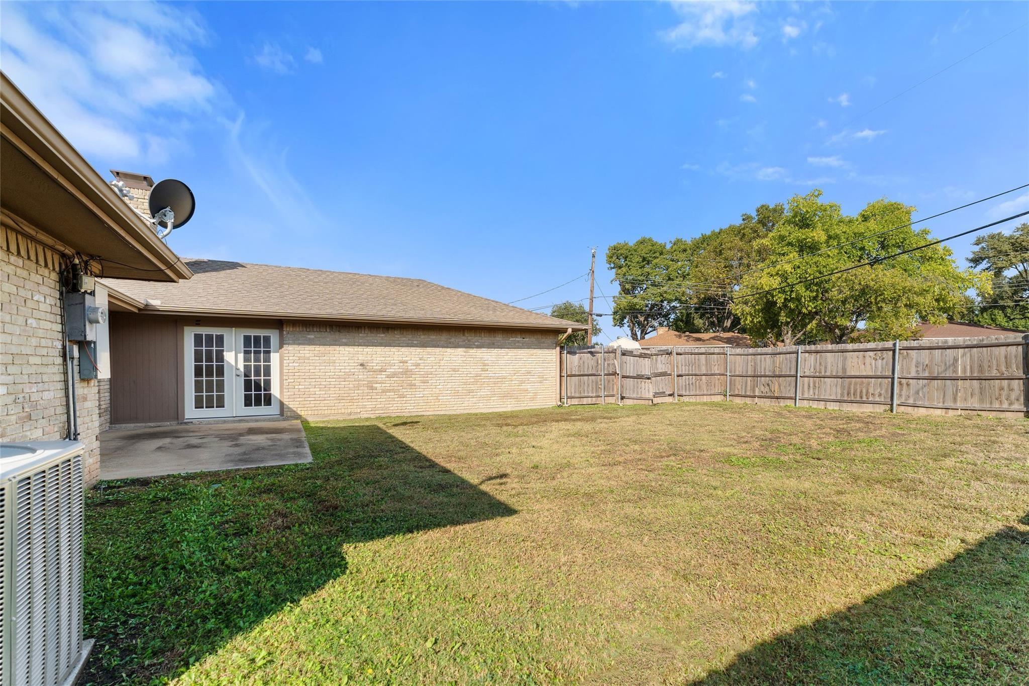 main property photo 28