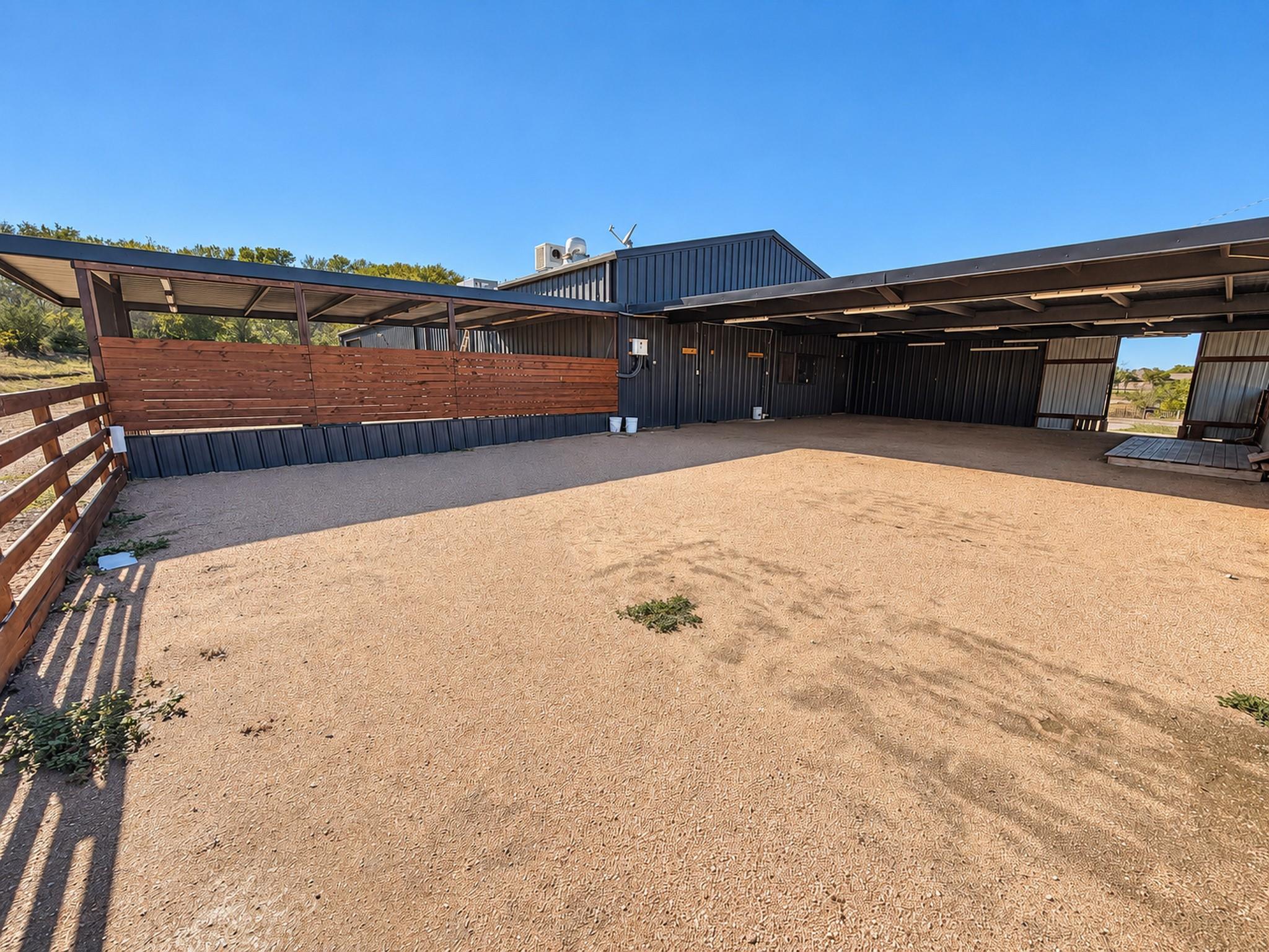 main property photo 7