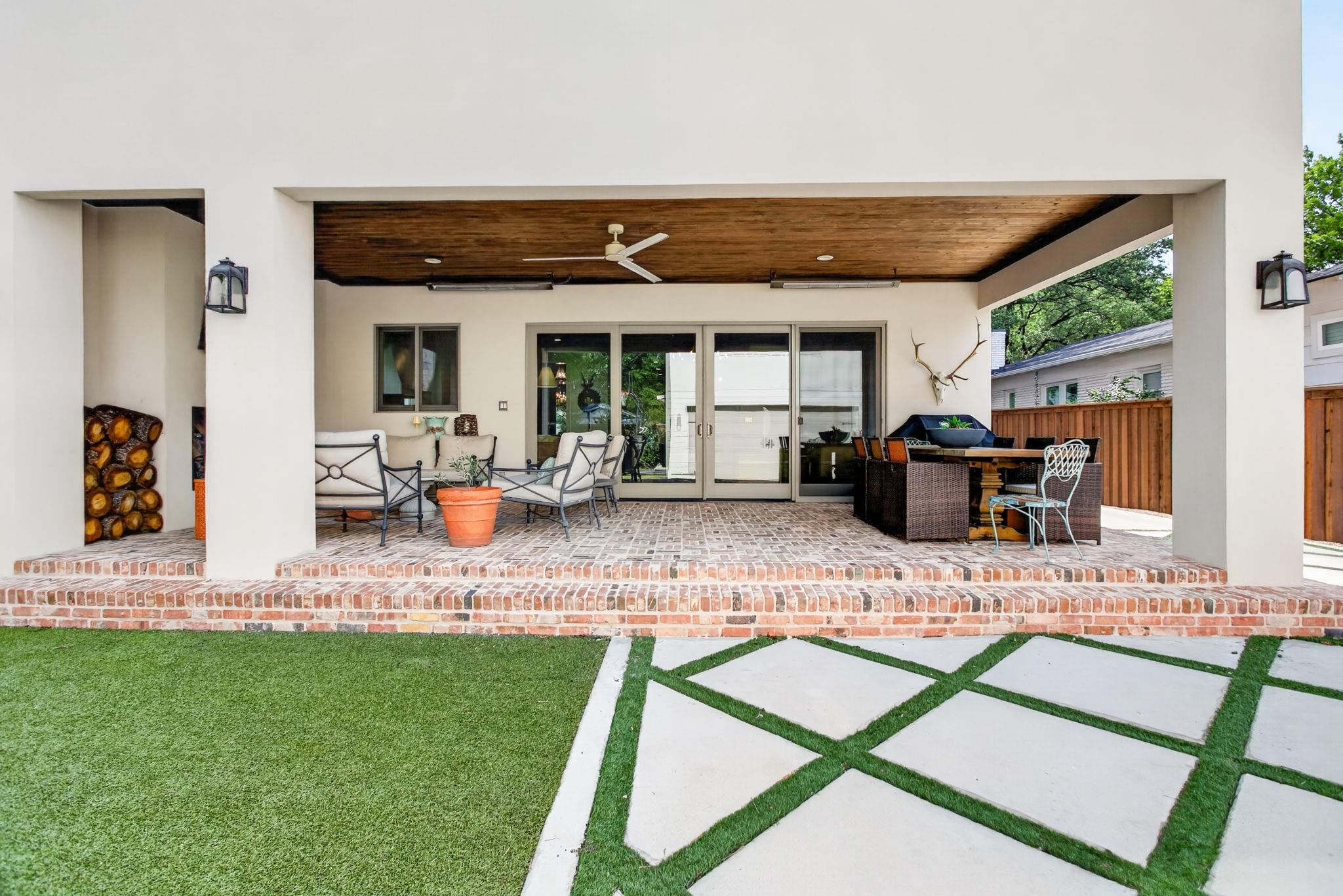 main property photo 37