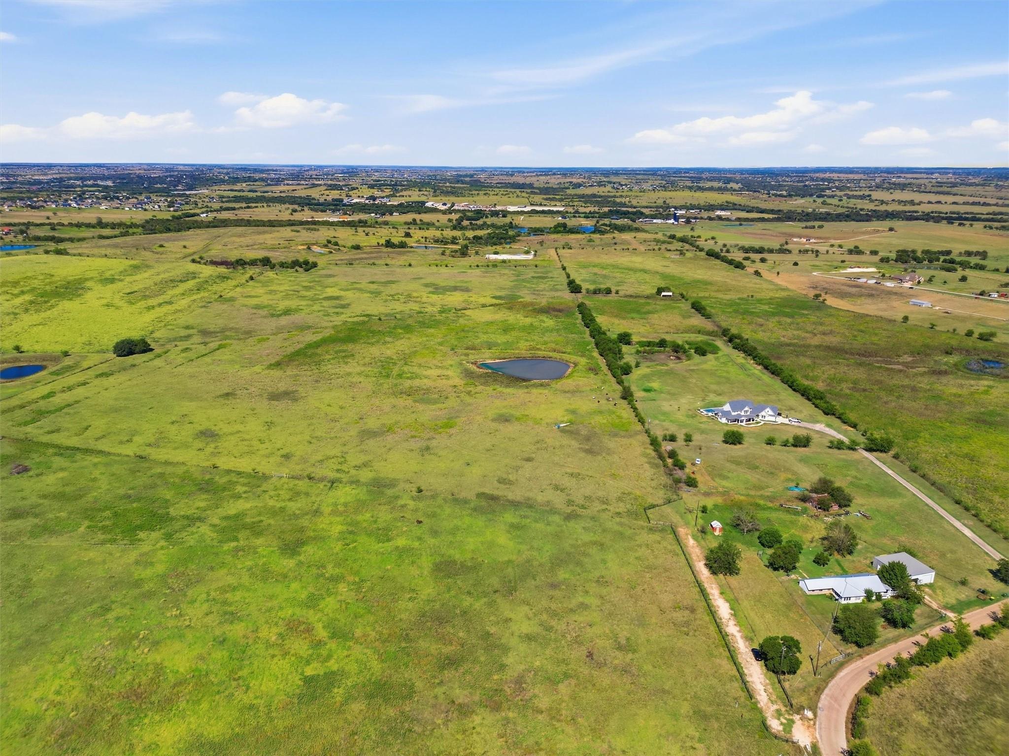 main property photo 17
