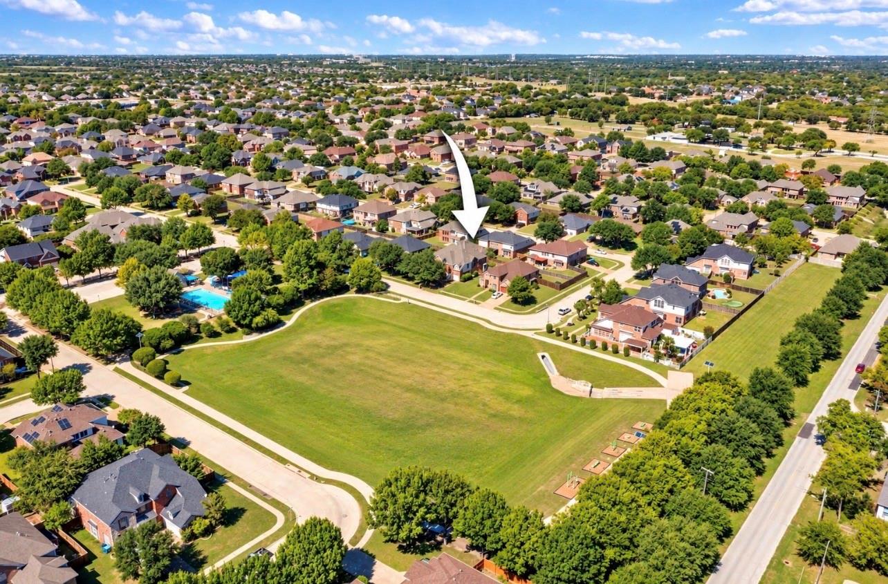 main property photo 32