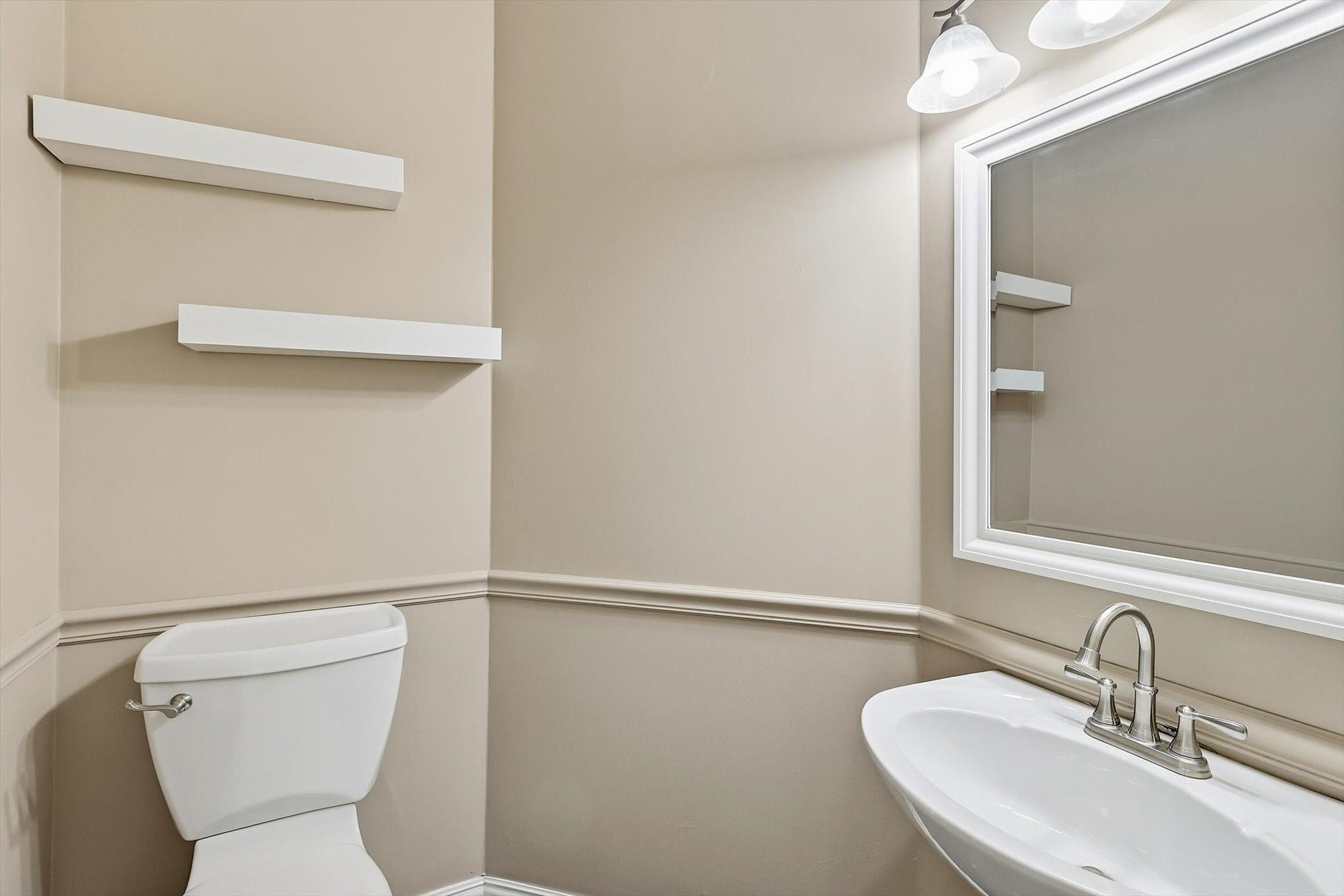 main property photo 24