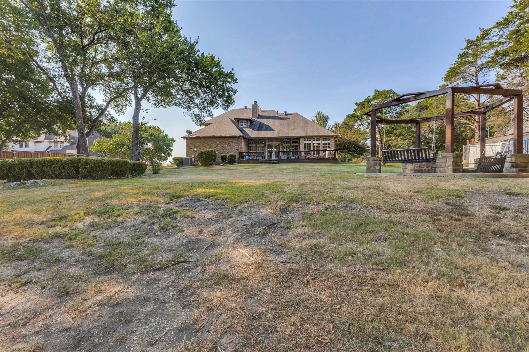 main property photo 19
