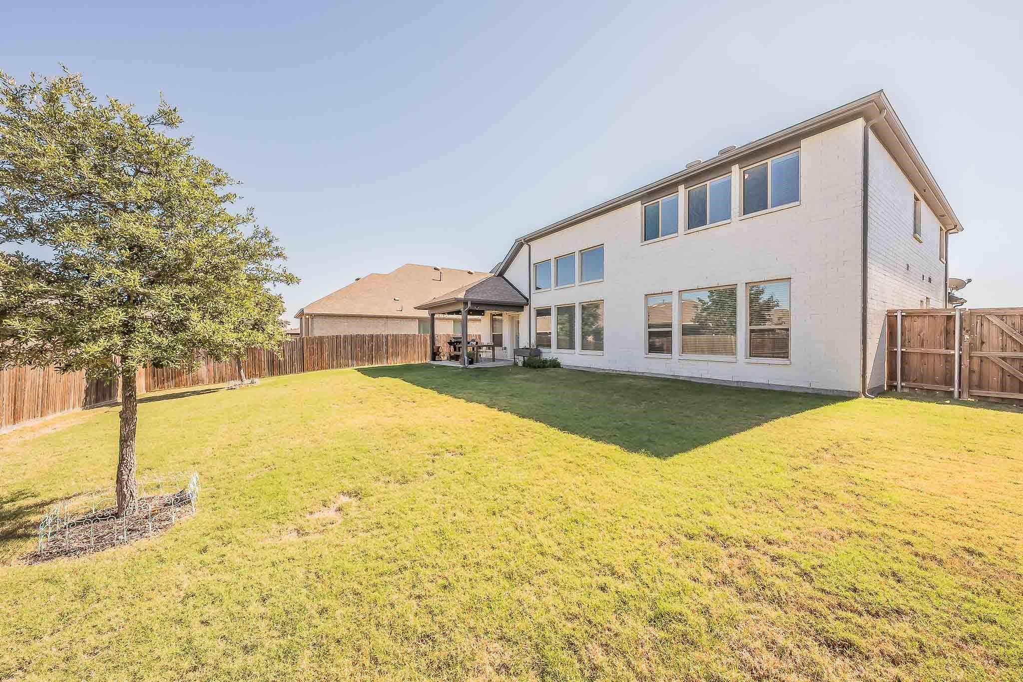 main property photo 33