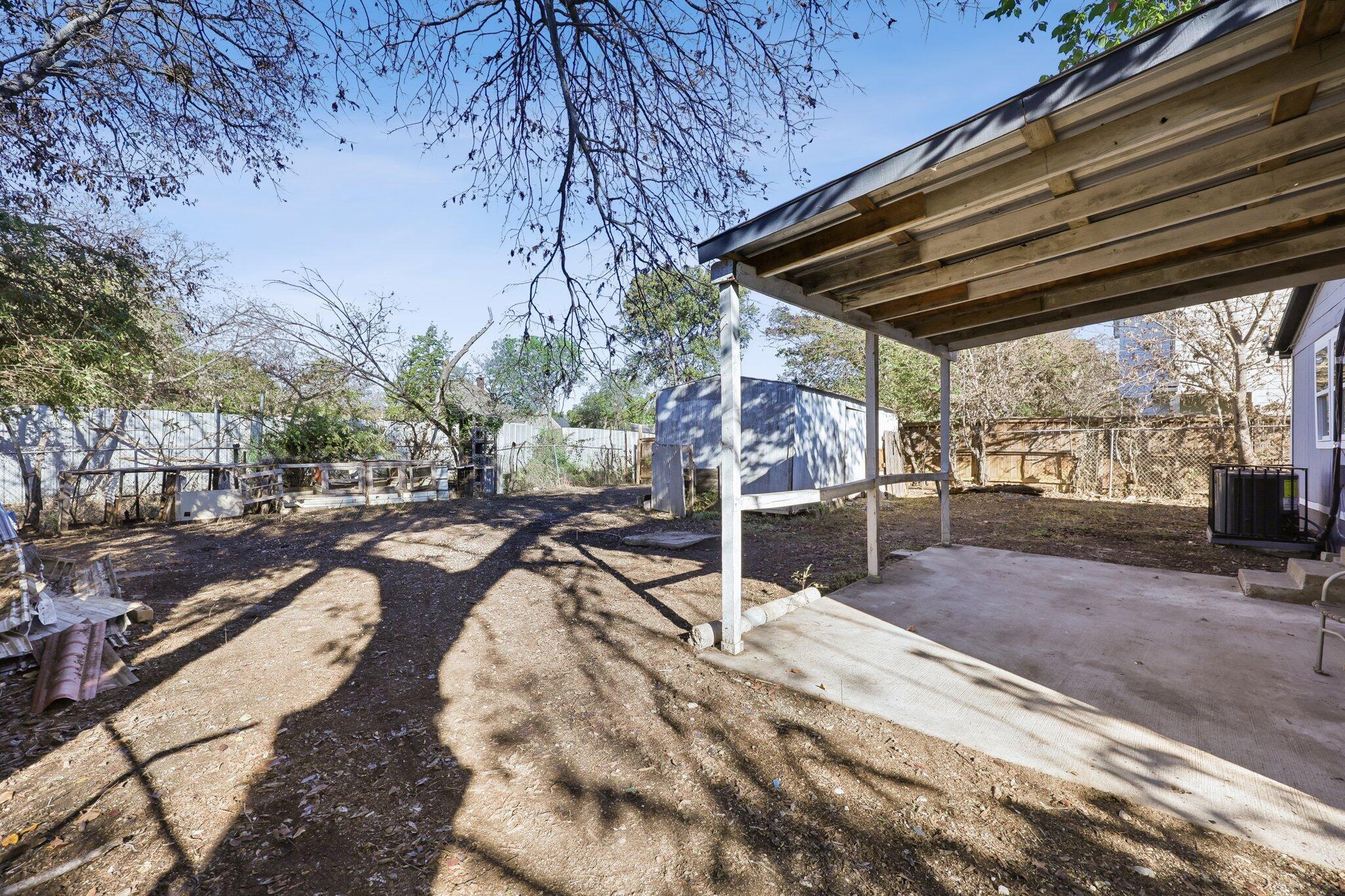 main property photo 22