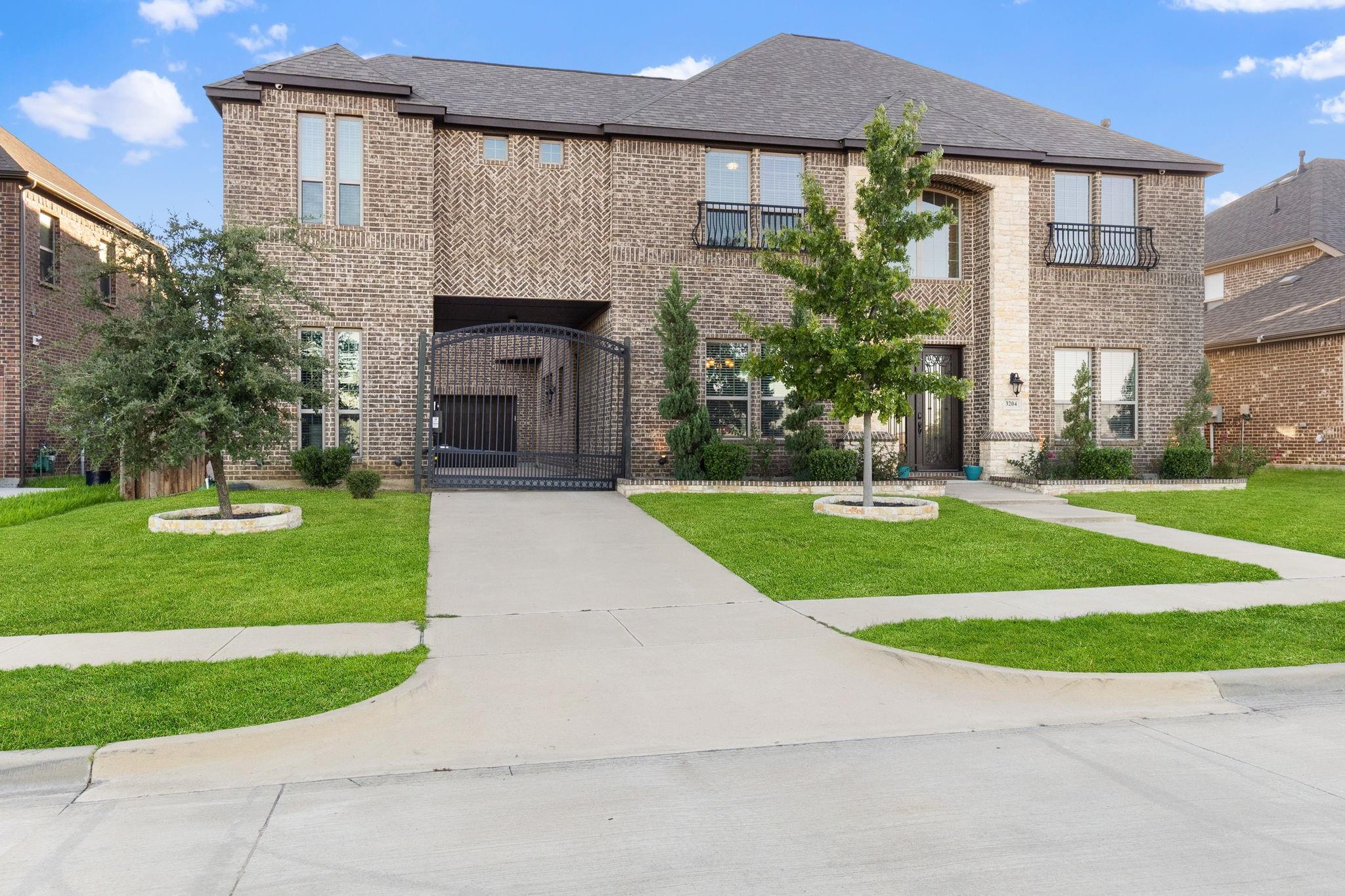 main property photo 1