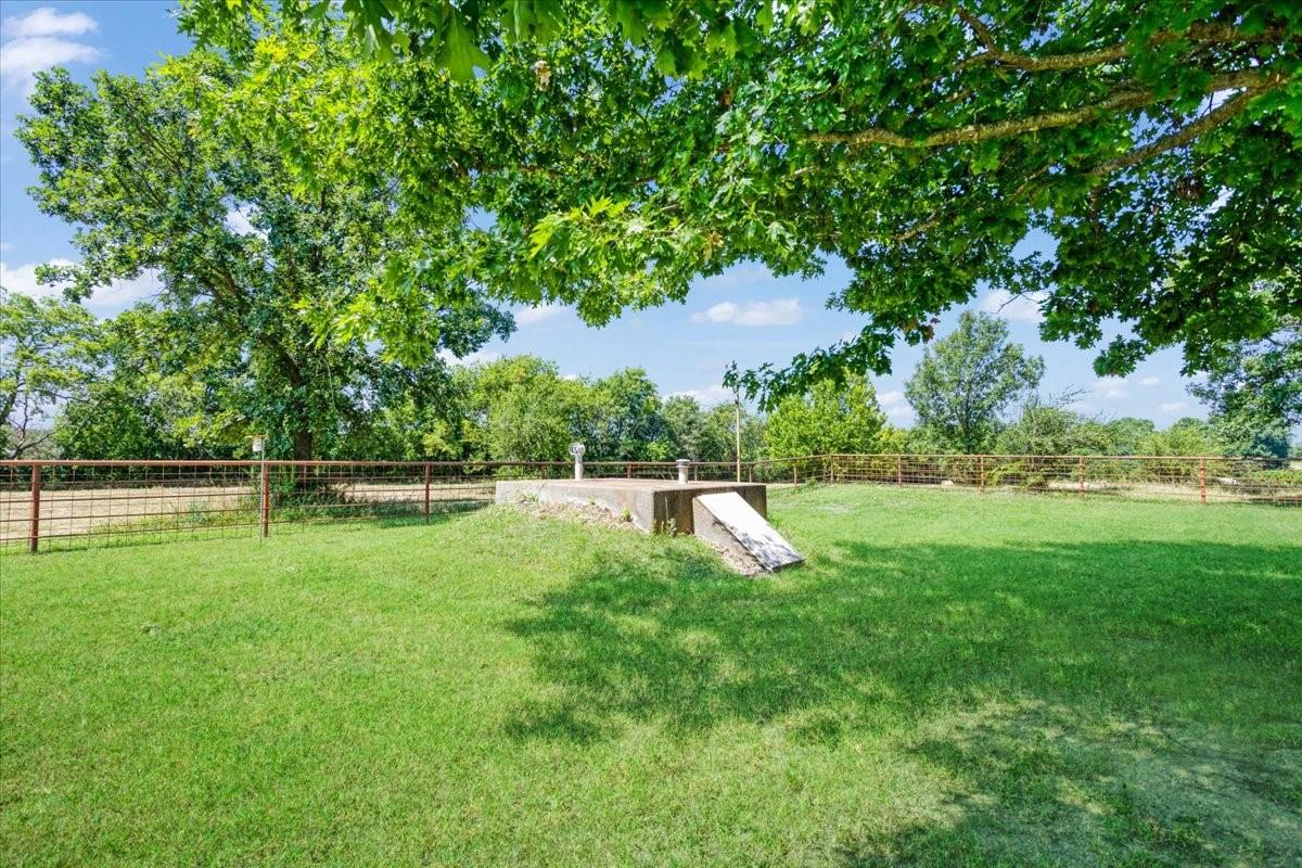 main property photo 26