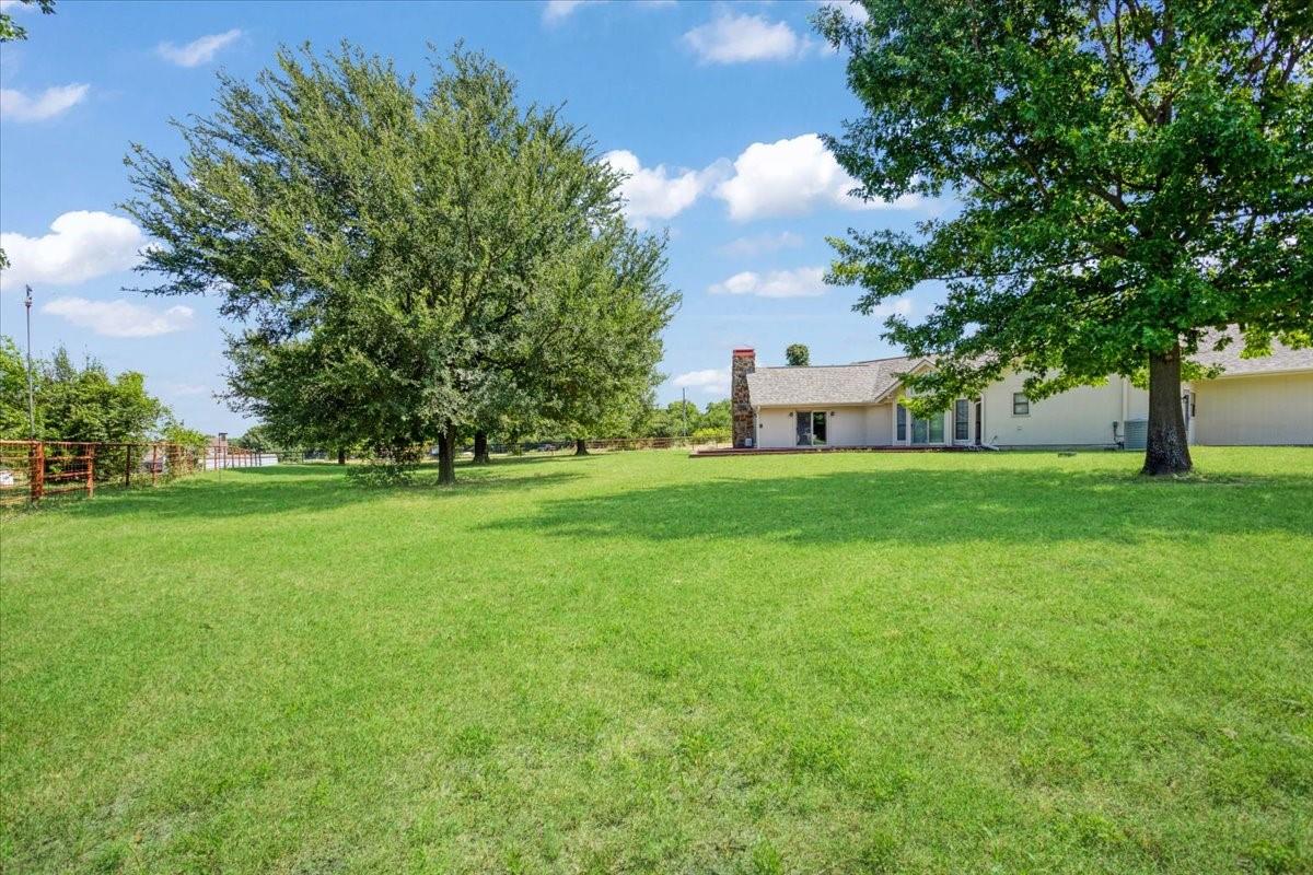 main property photo 27