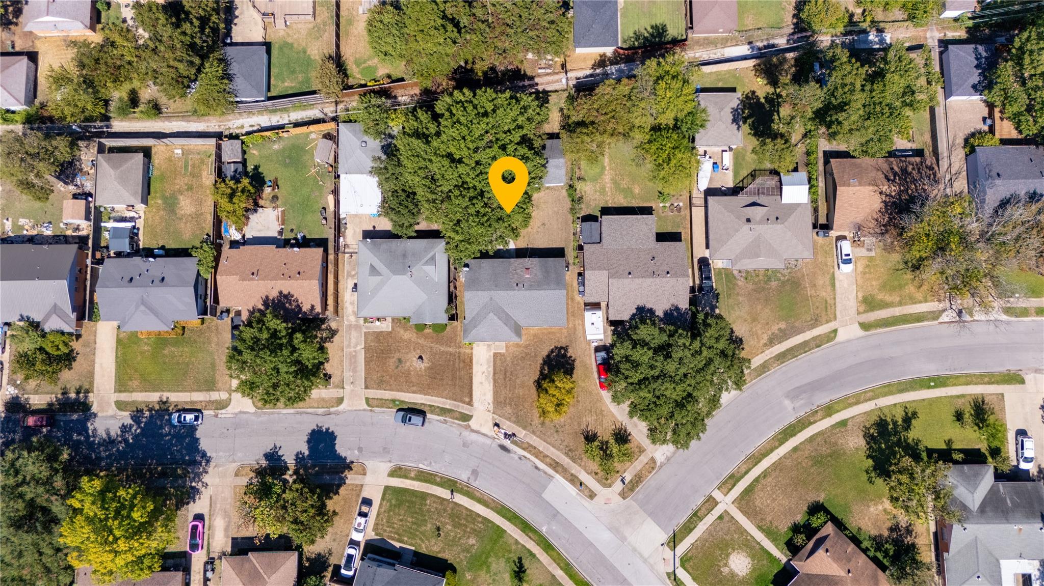 main property photo 22