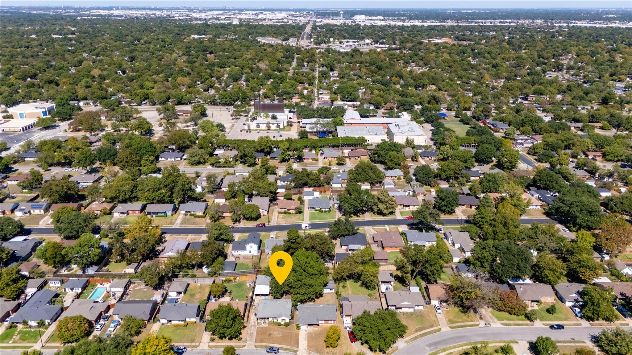 main property photo 23