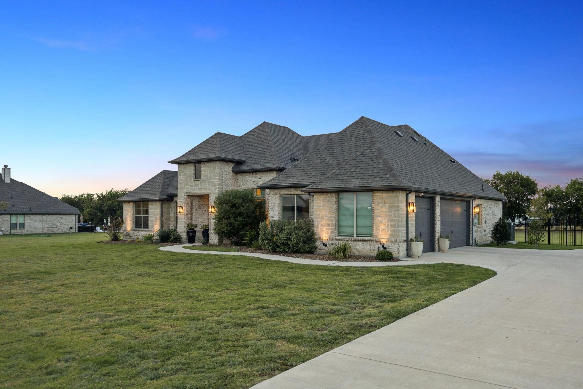 main property photo 1