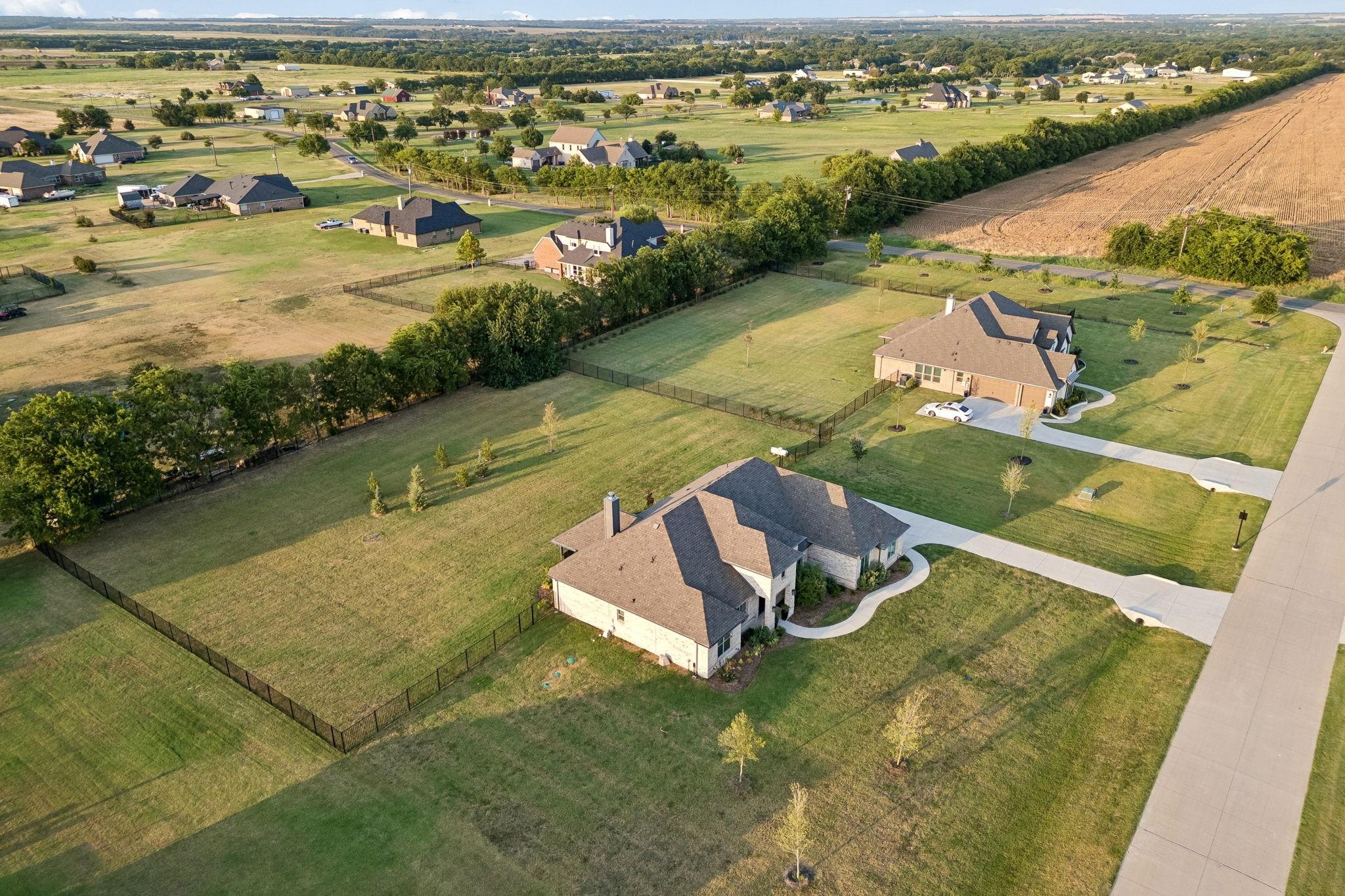 main property photo 31