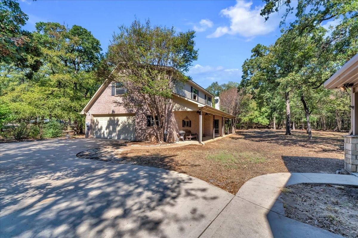 main property photo 31