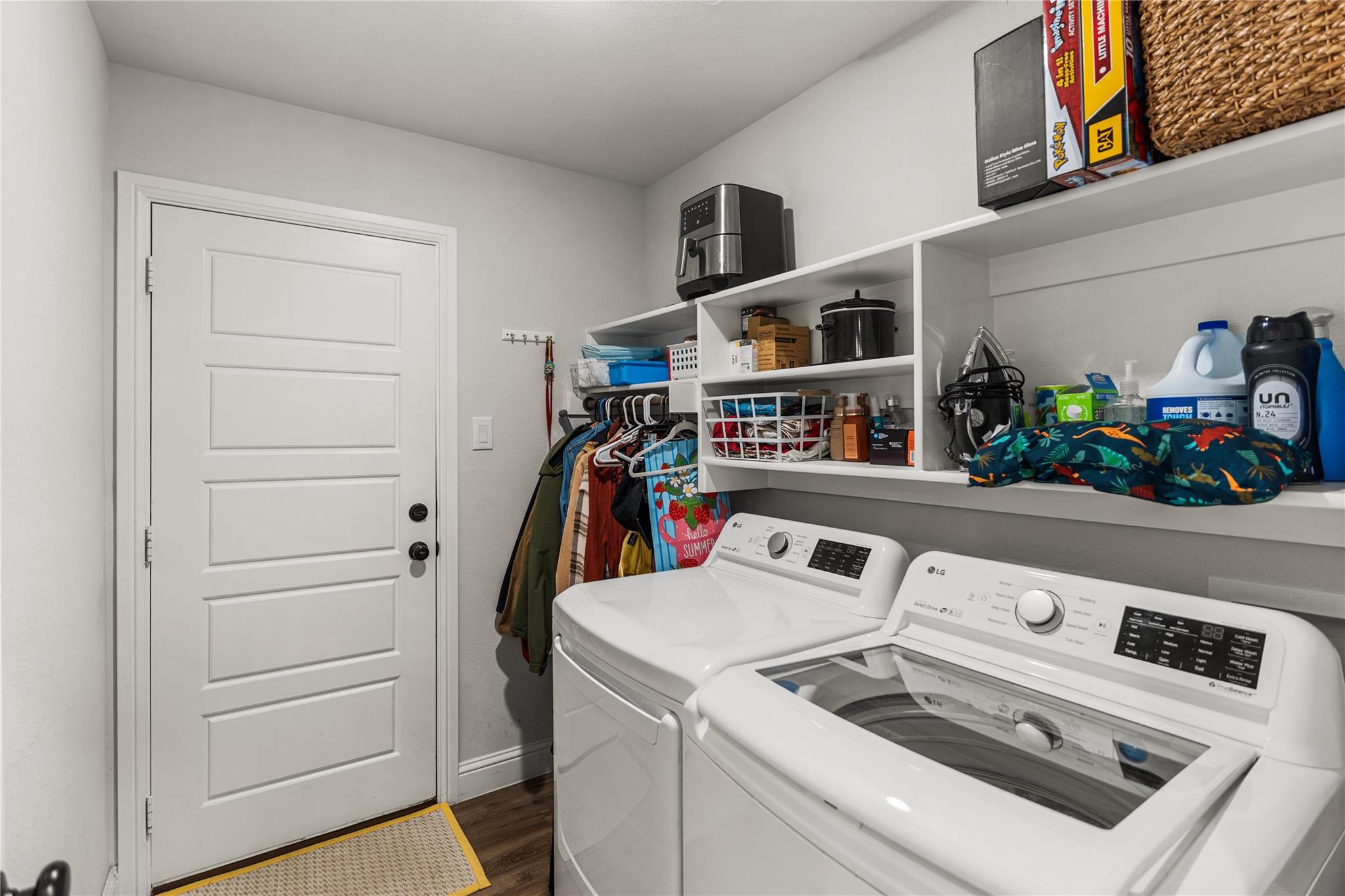 main property photo 13