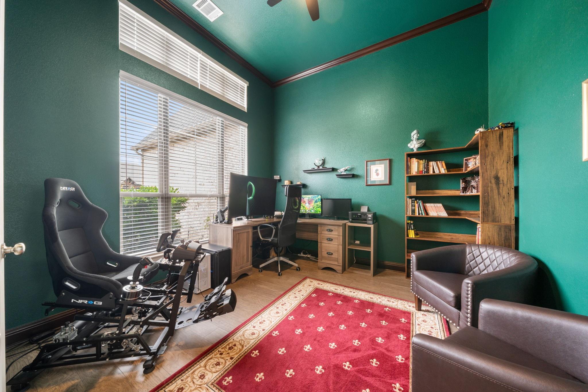 main property photo 13