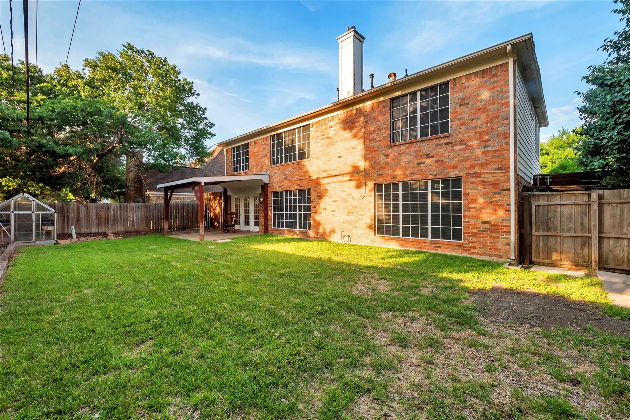main property photo 25