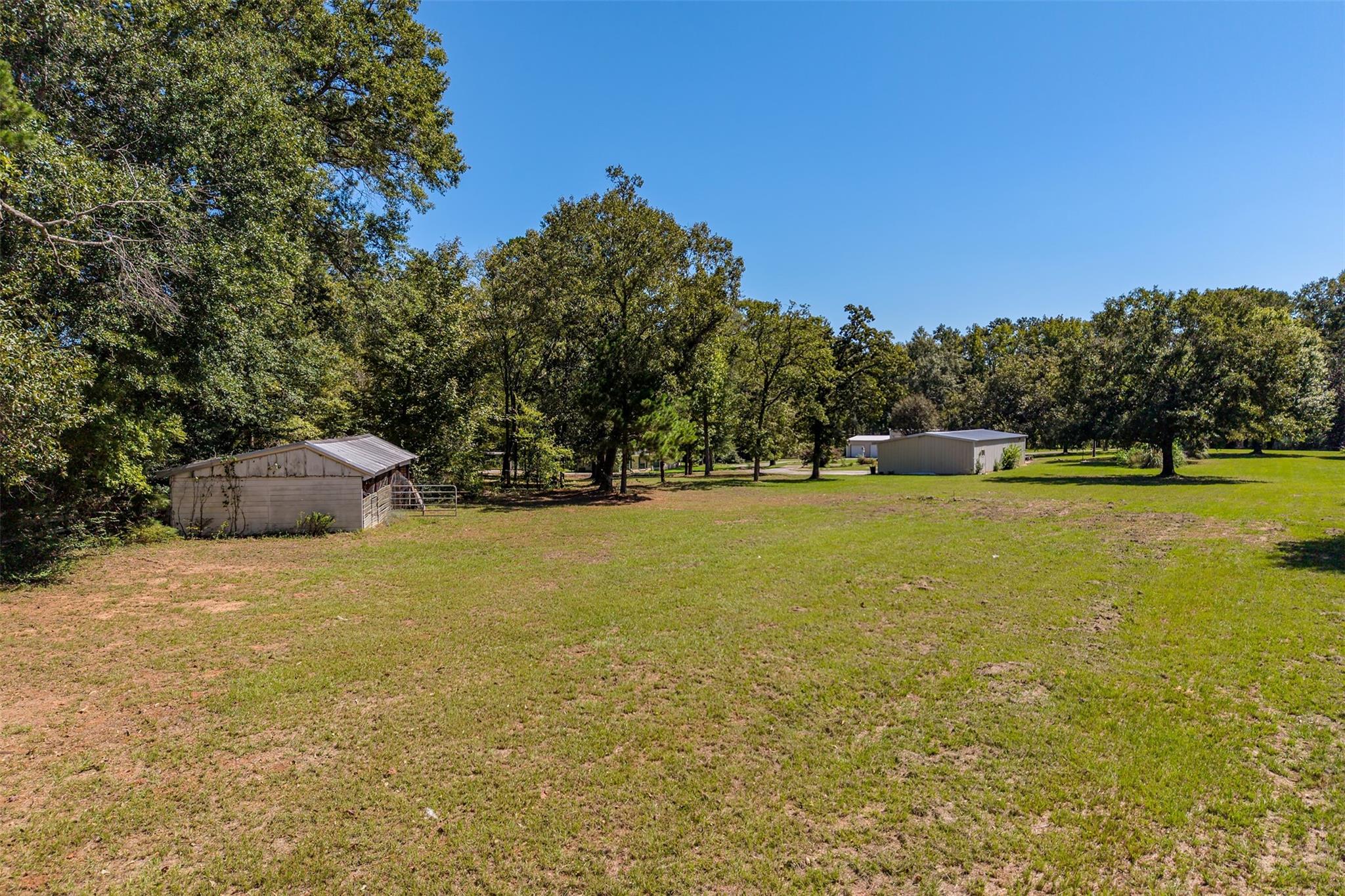 main property photo 36