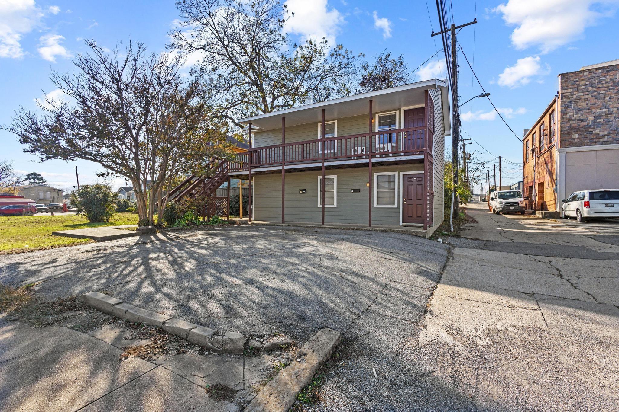 main property photo 9
