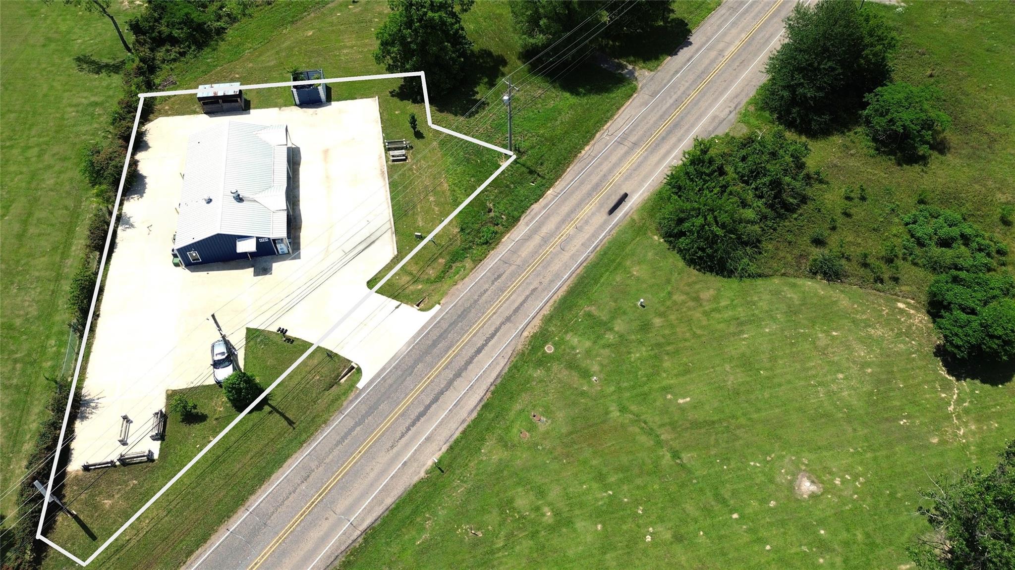 main property photo 27