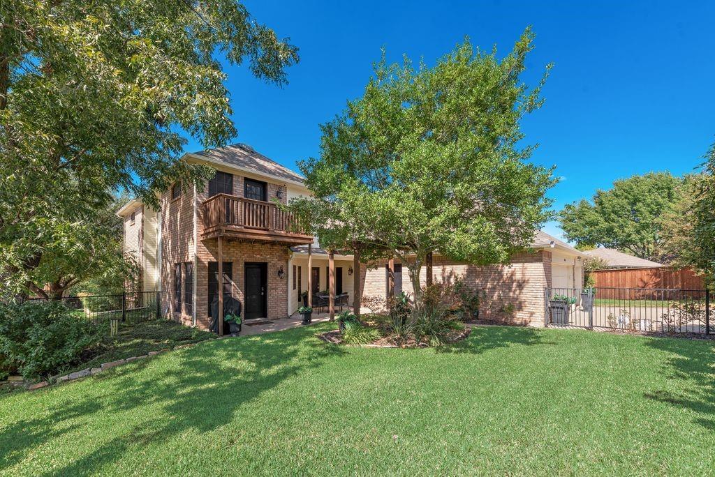 main property photo 30