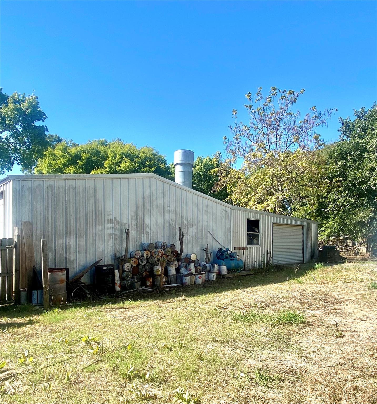 main property photo 29