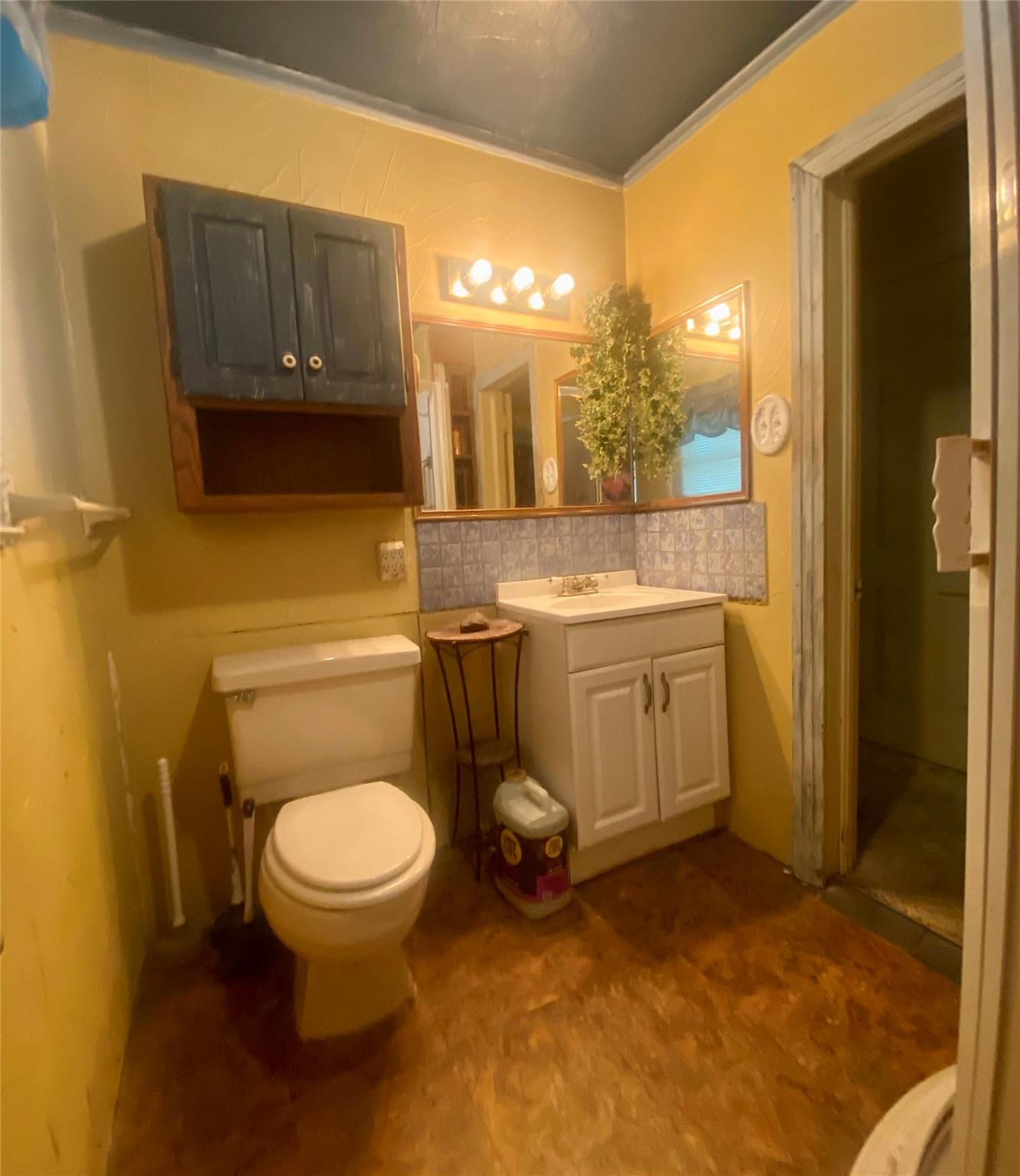 main property photo 7