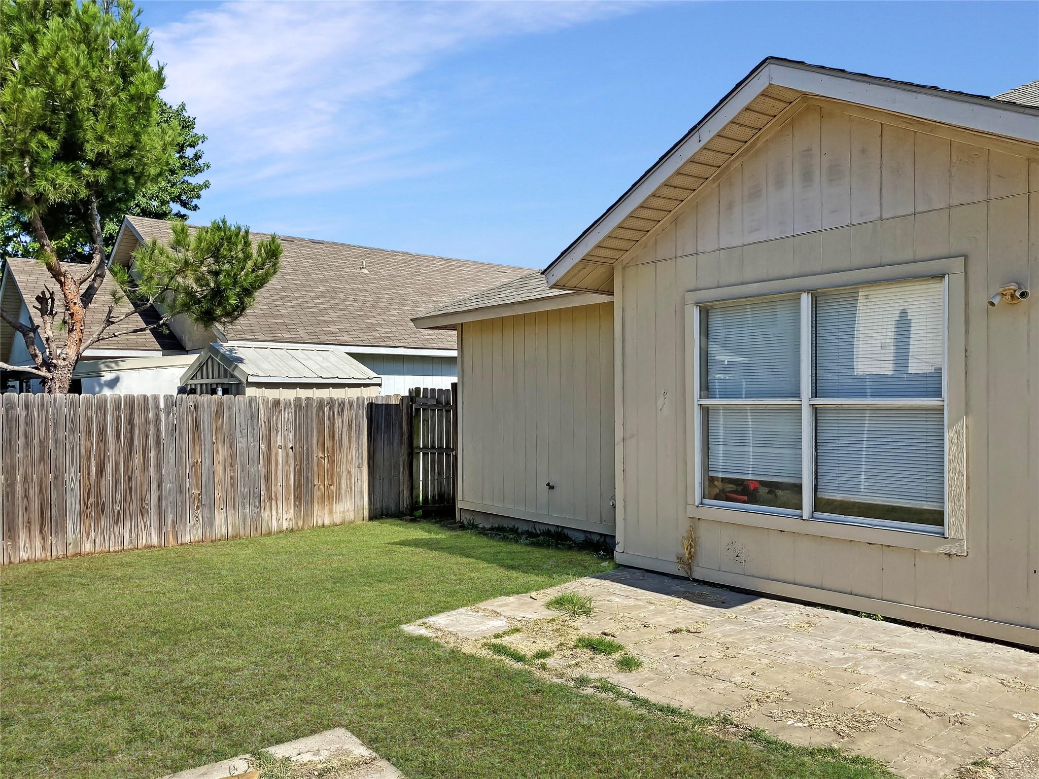 main property photo 7
