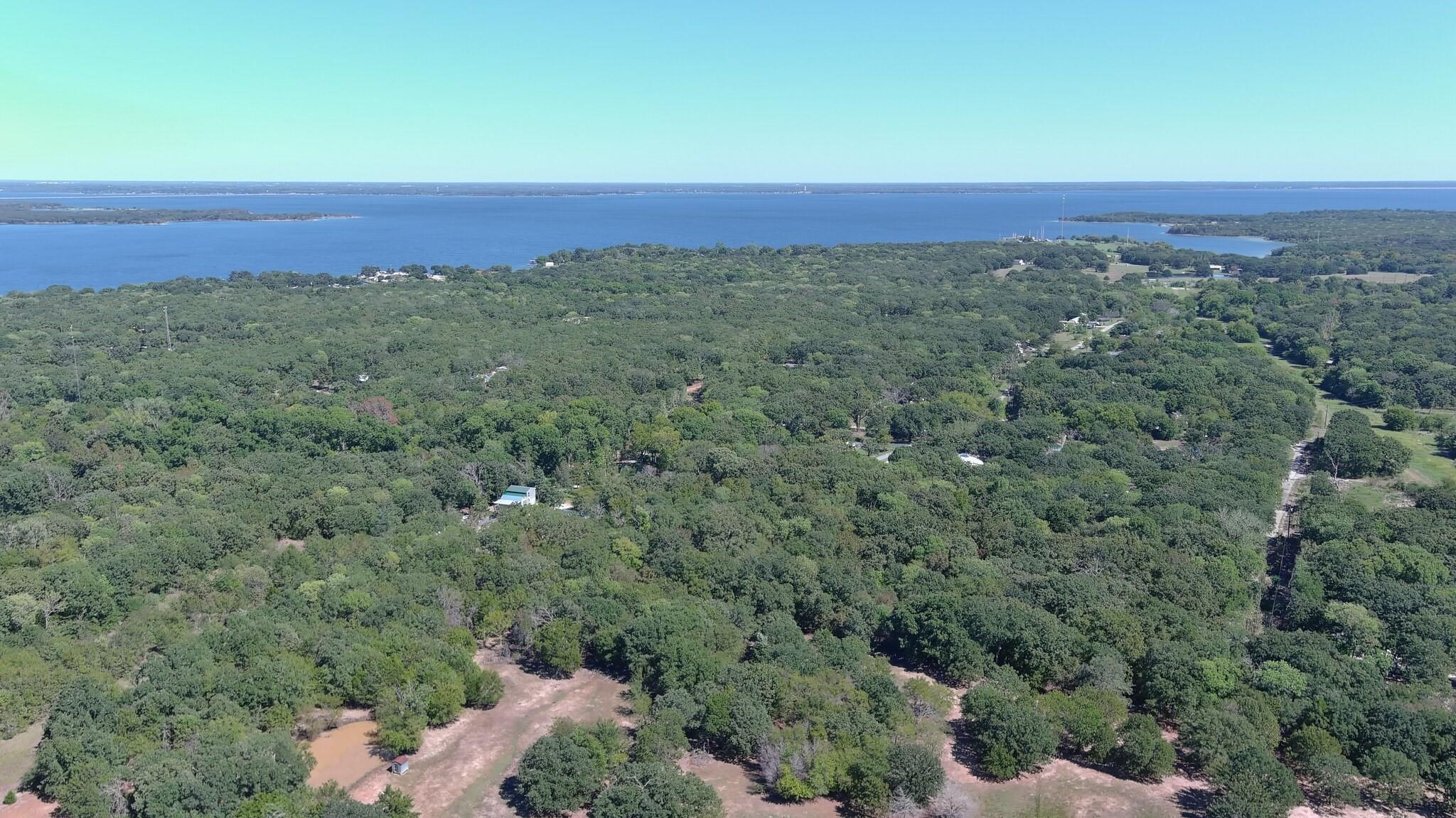 main property photo 10