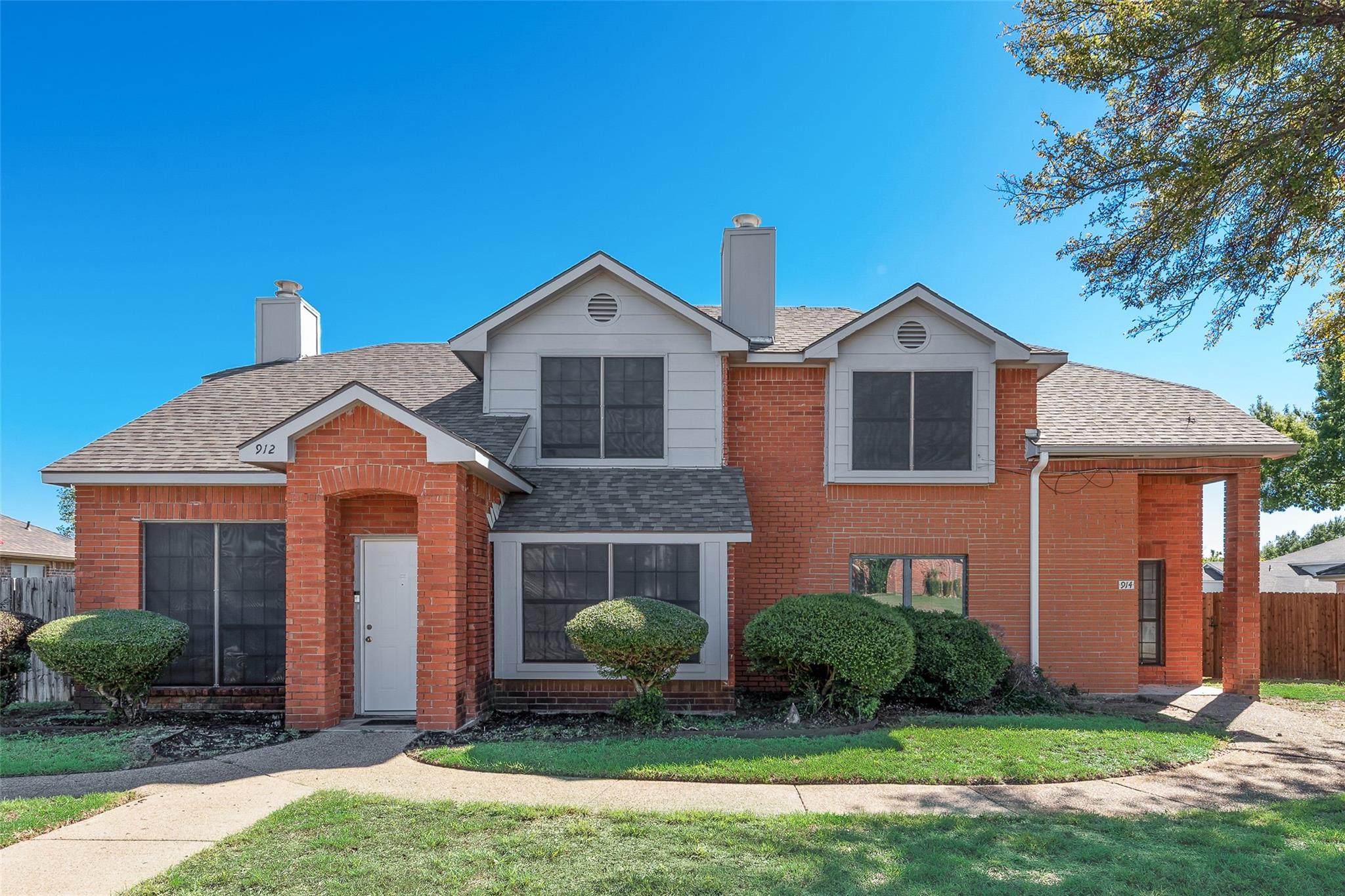 main property photo 20