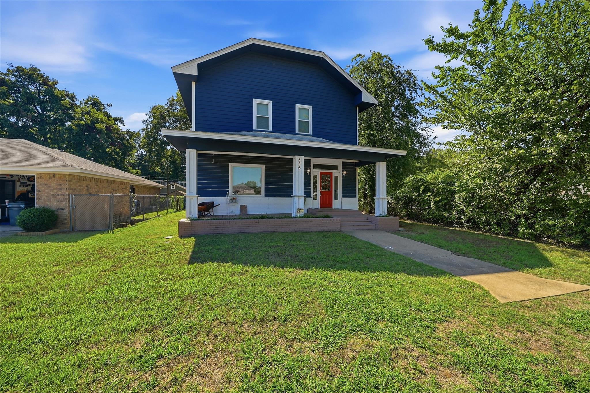 main property photo 2