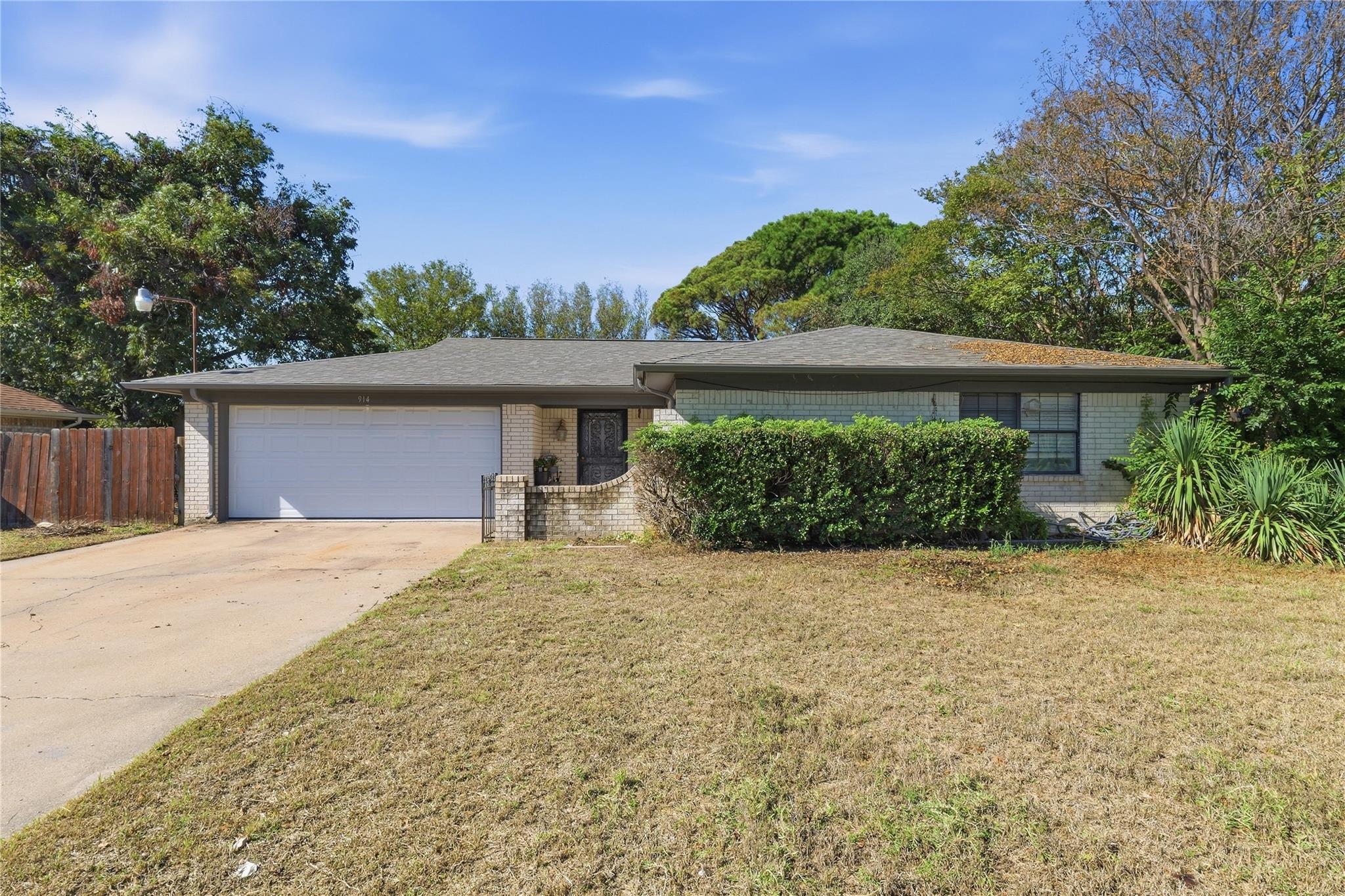 main property photo 0