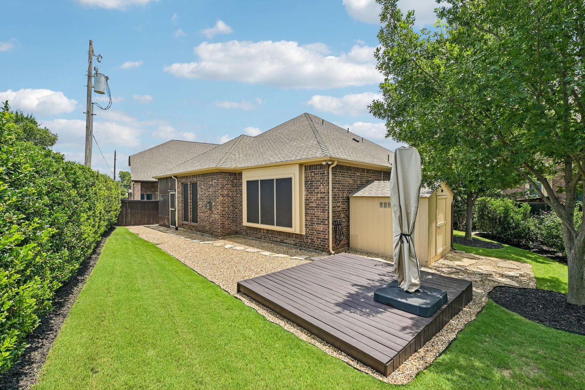 main property photo 29