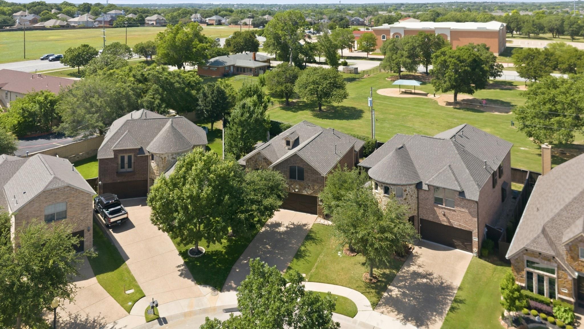 main property photo 31