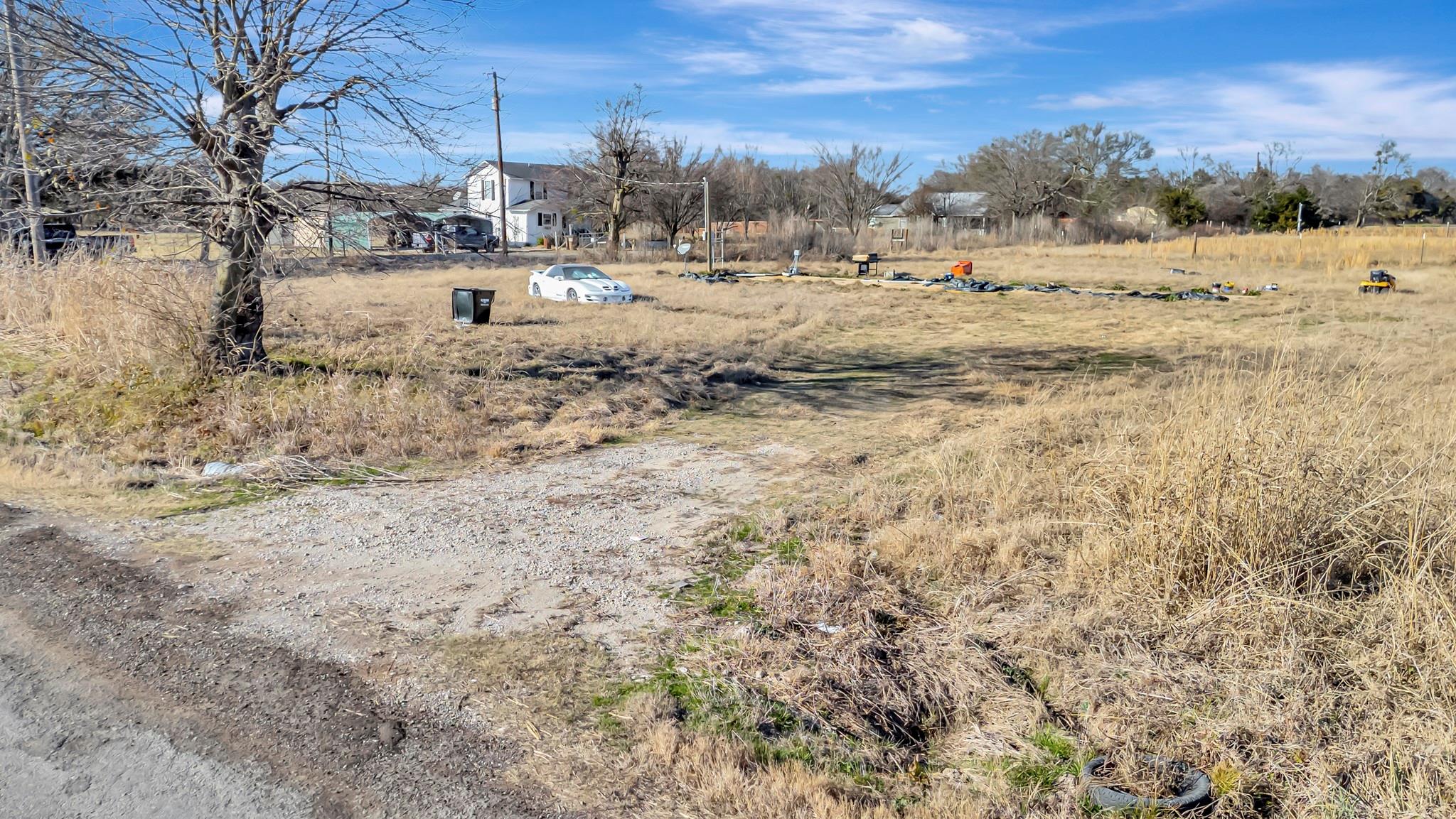 main property photo 31