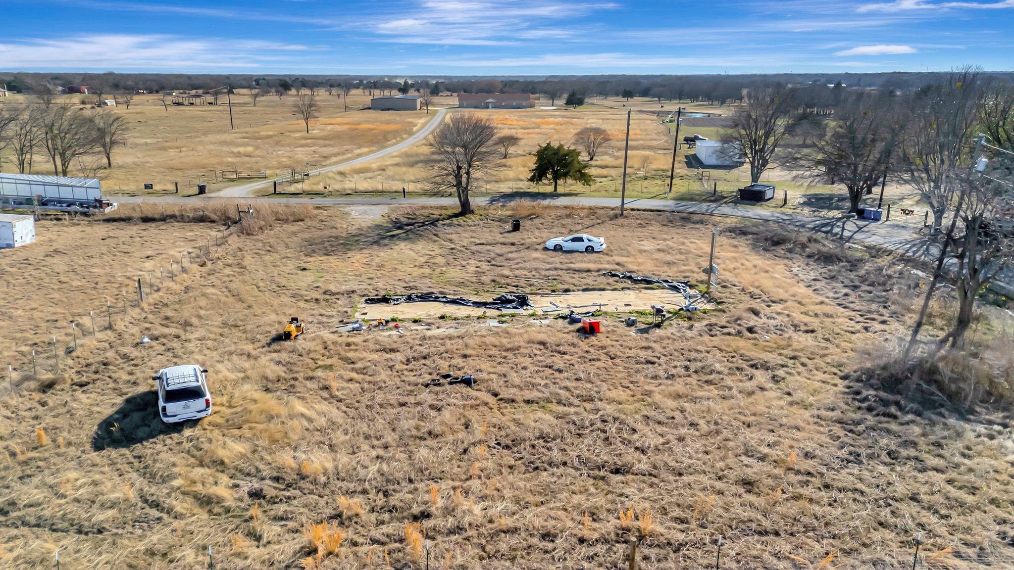 main property photo 35