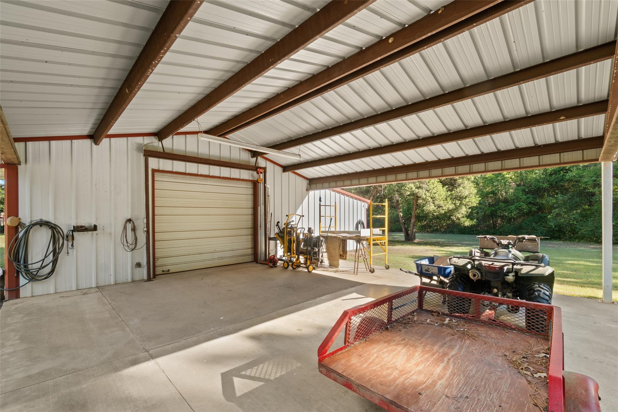 main property photo 20