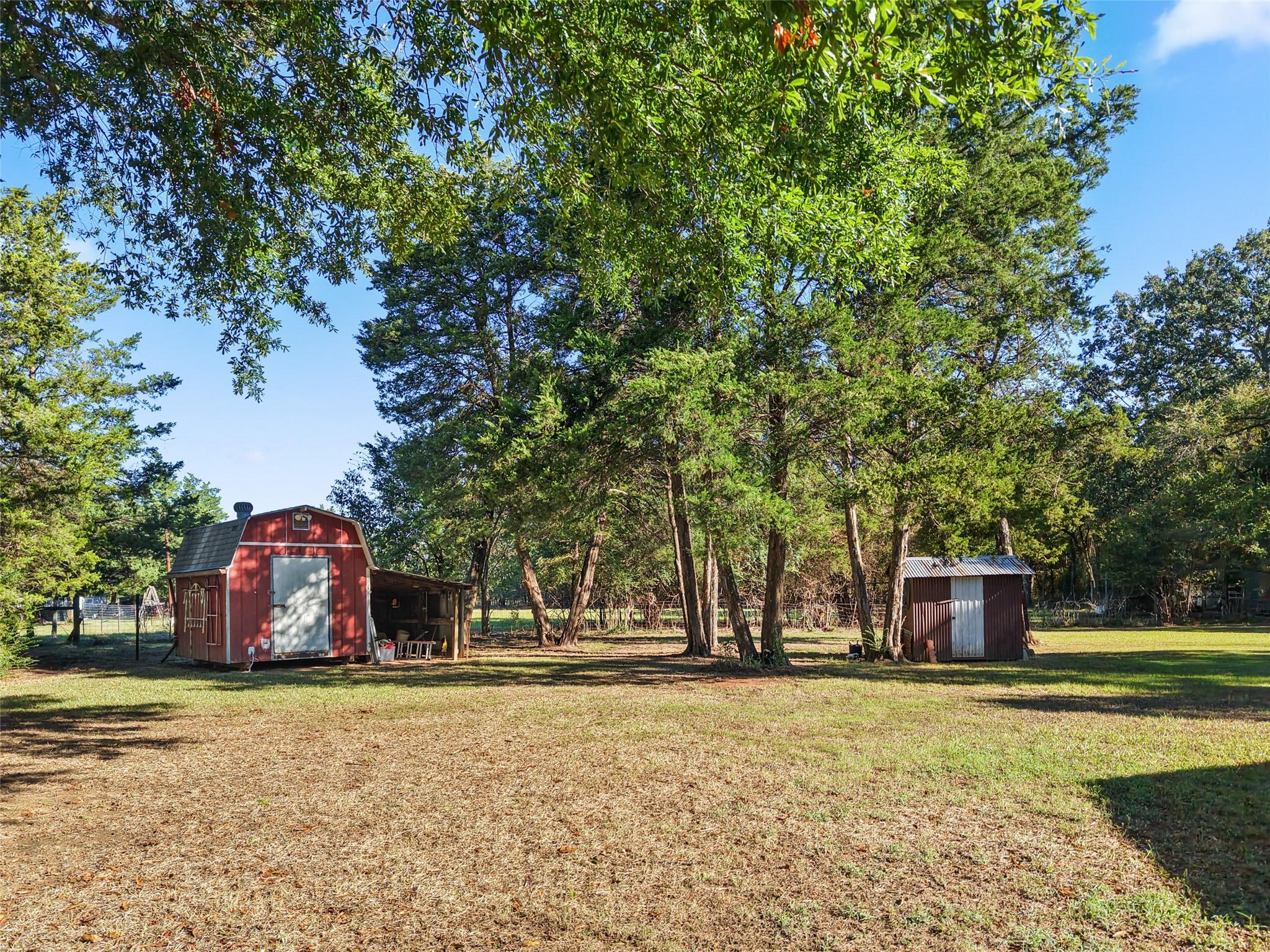 main property photo 26