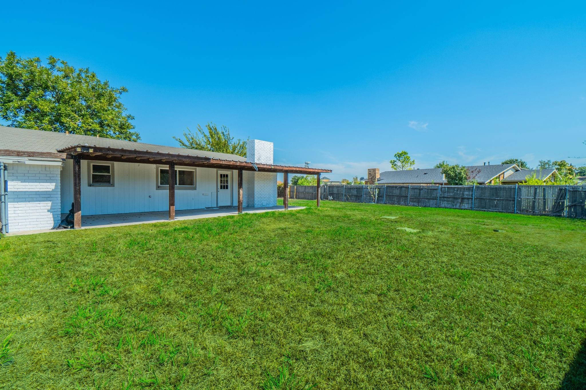 main property photo 22