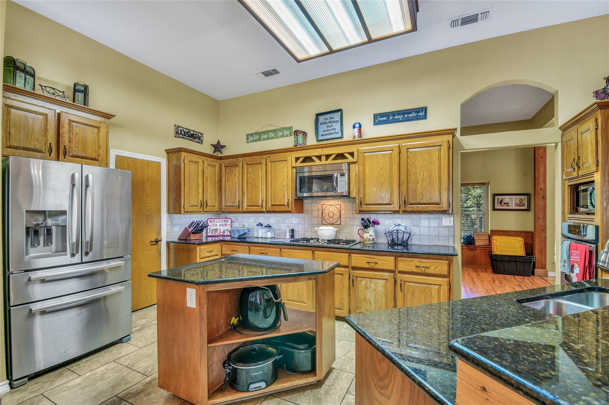 main property photo 14
