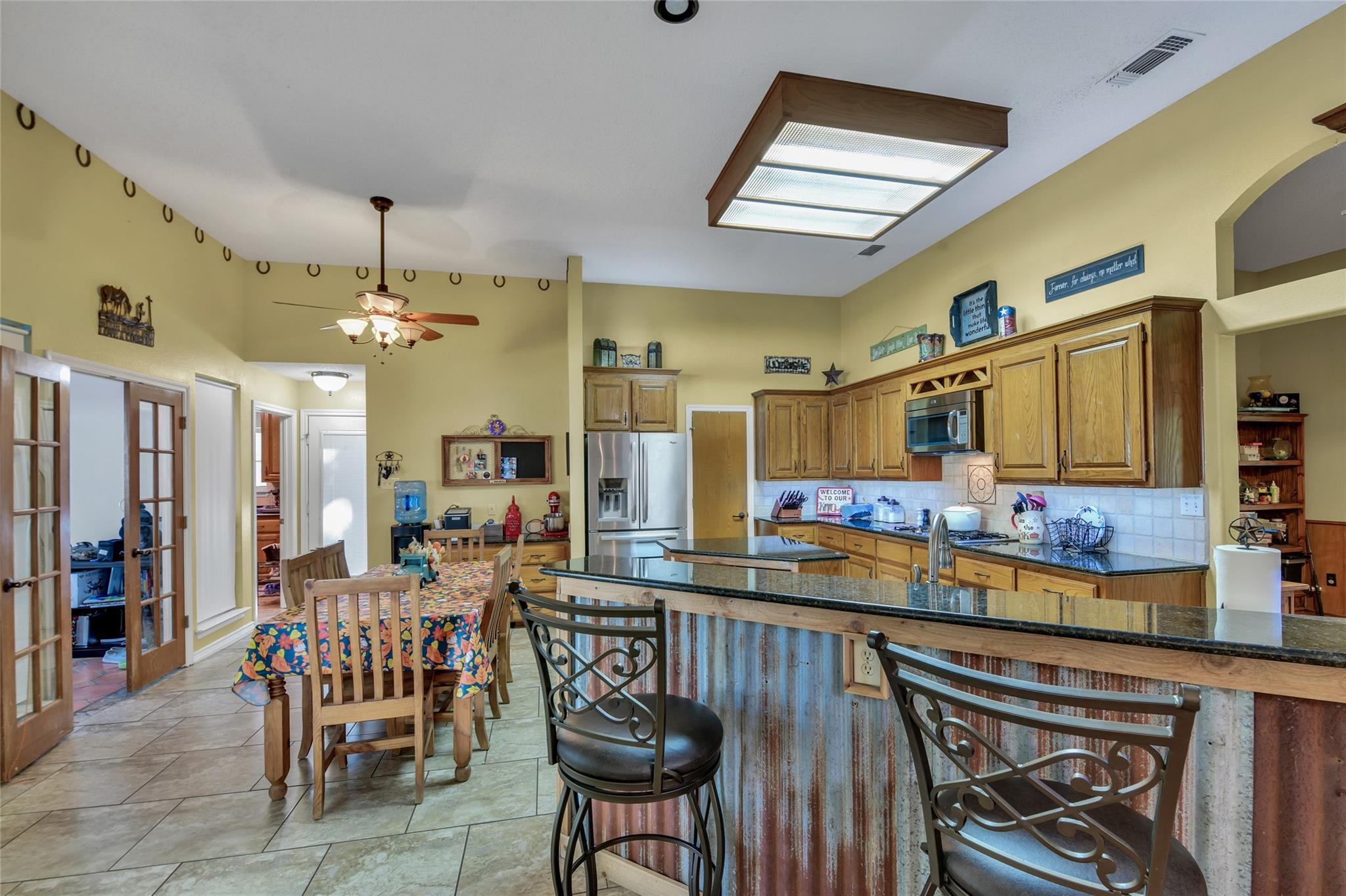main property photo 15