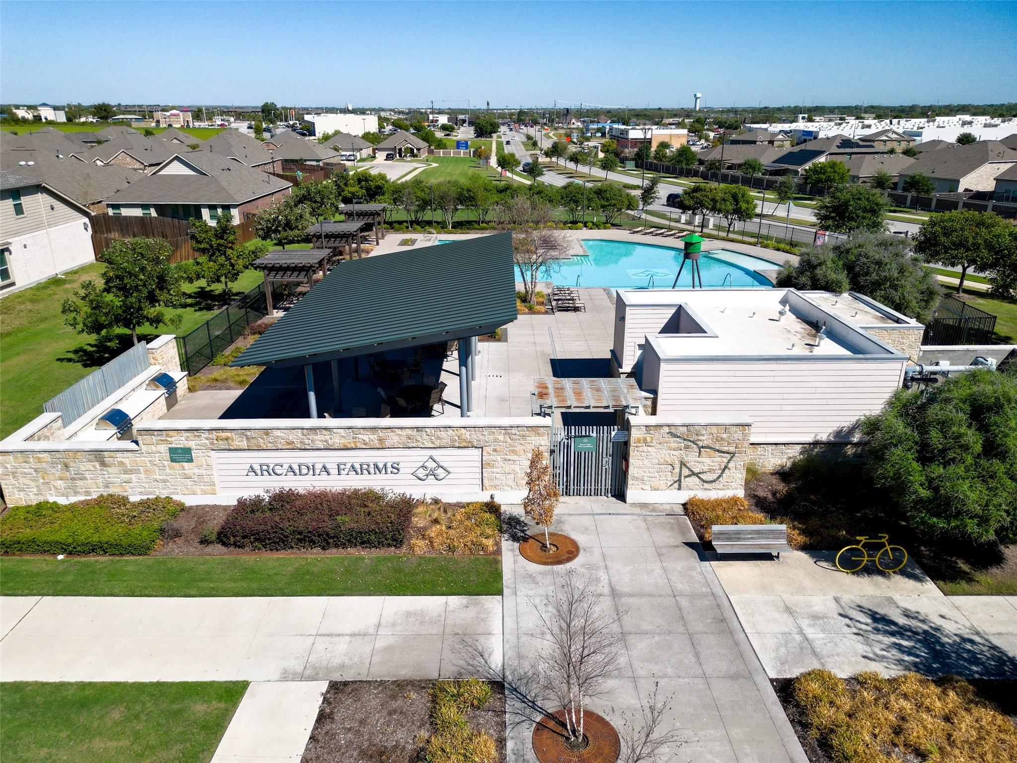 main property photo 25